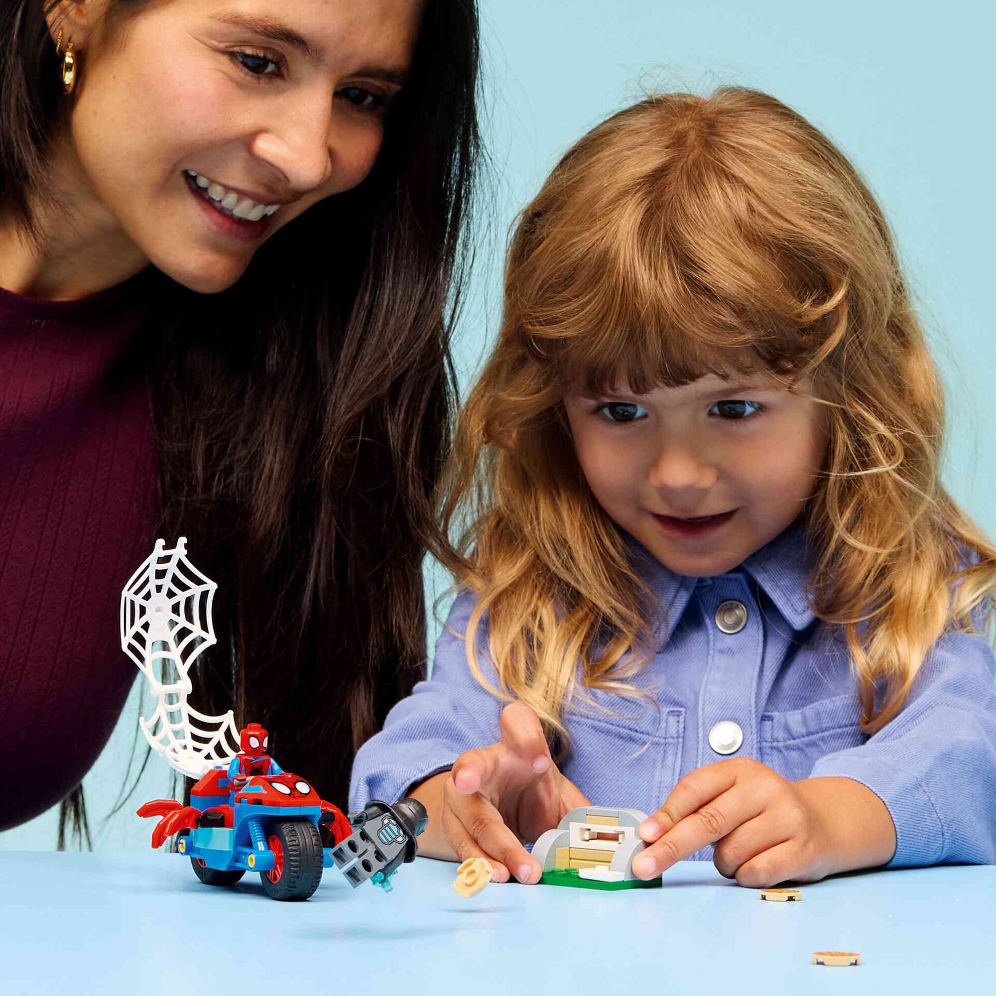 LEGO Marvel - Spidey na sua Mota contra Rhino - 11206