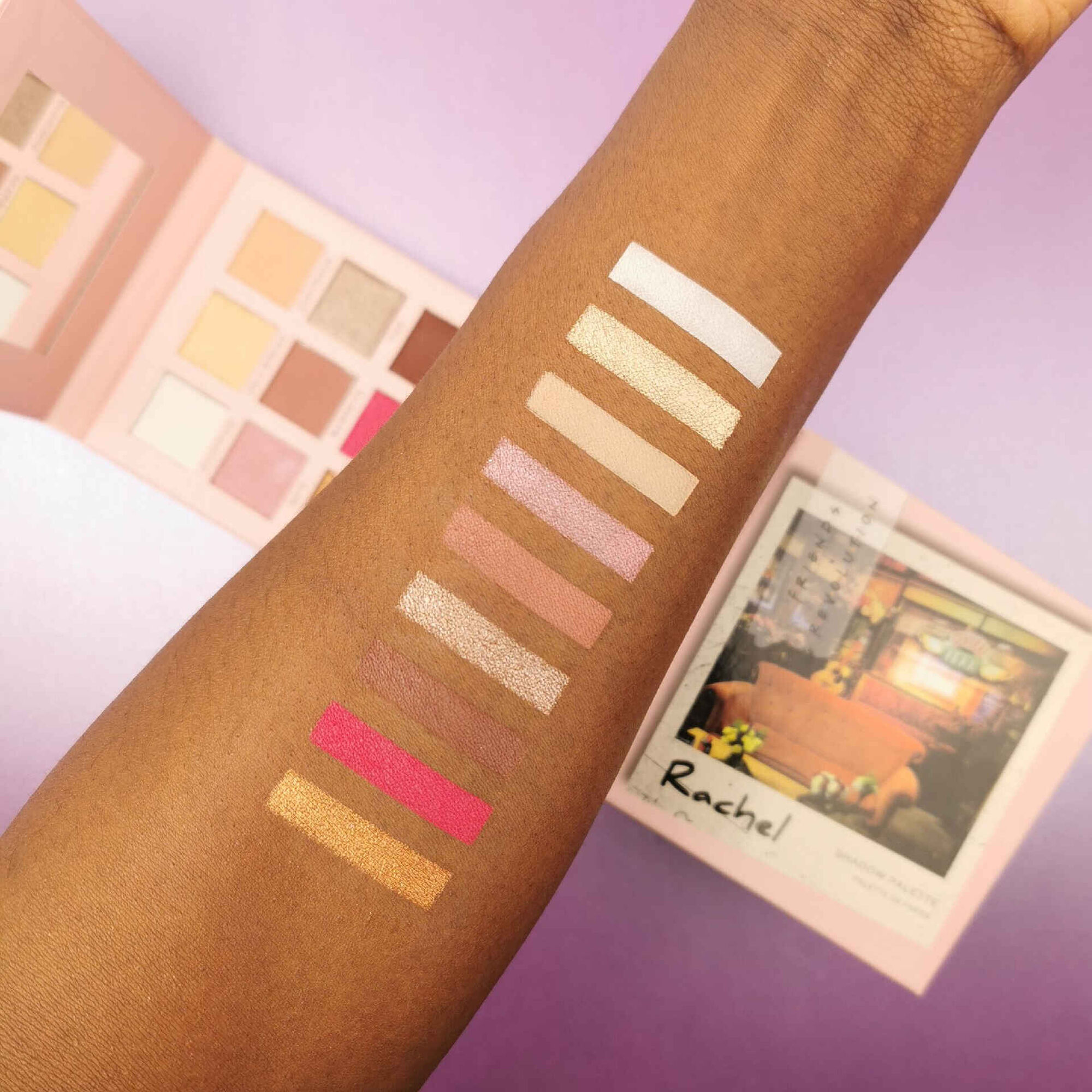 Palete de Sombras de Olhos Revolution x Friends Rachel