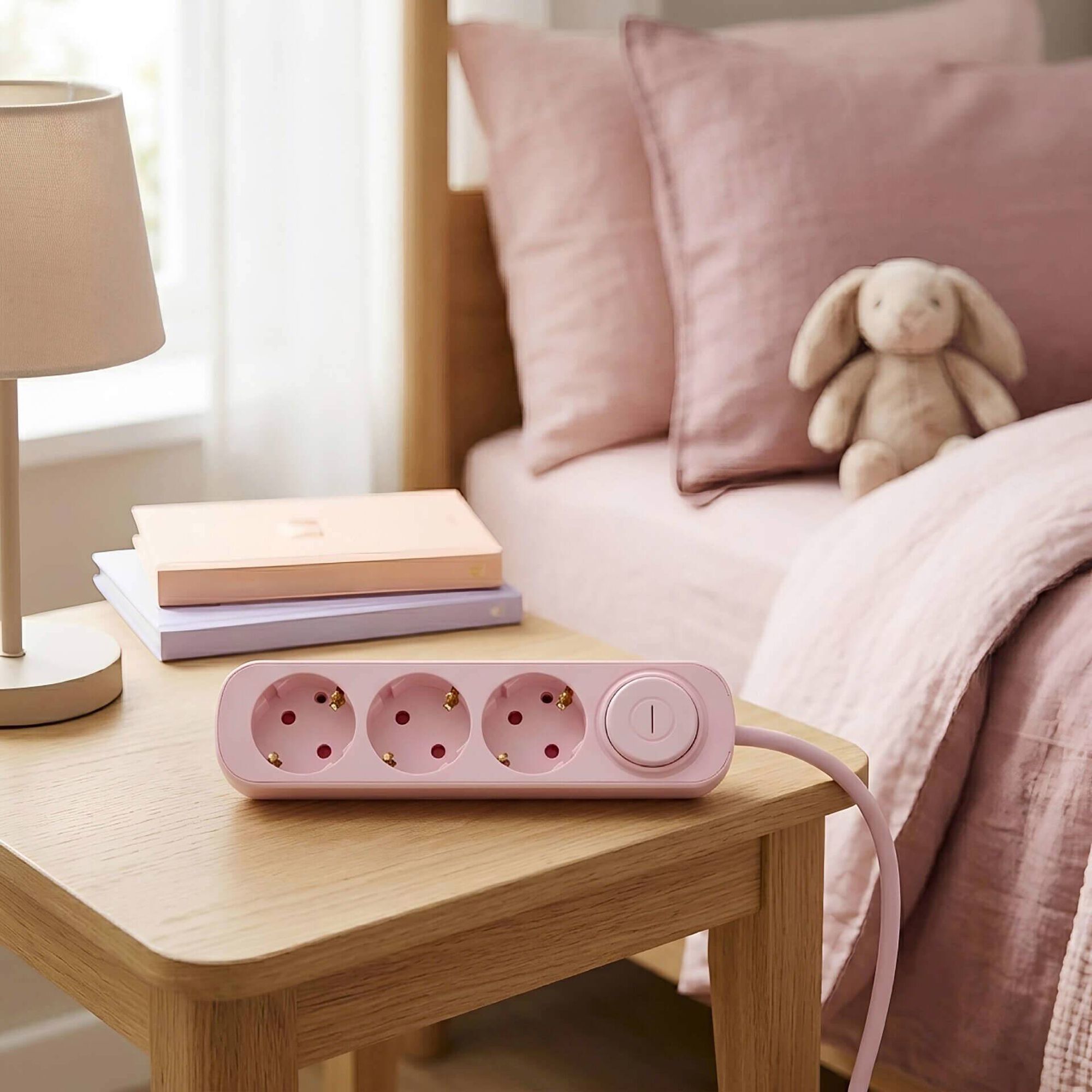 Bloco 3 Tomadas com Interruptor 1,5m Rosa Marshmallow