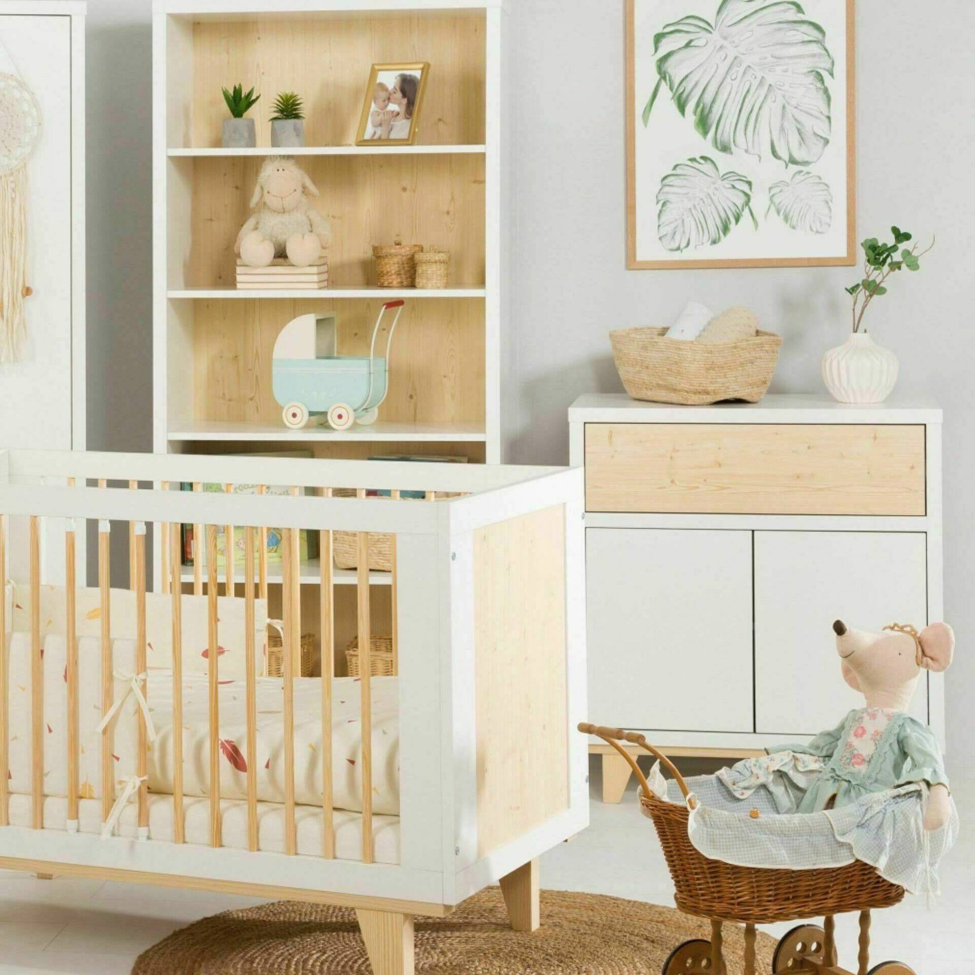 Cama de Grades Madeira Branca Lydia