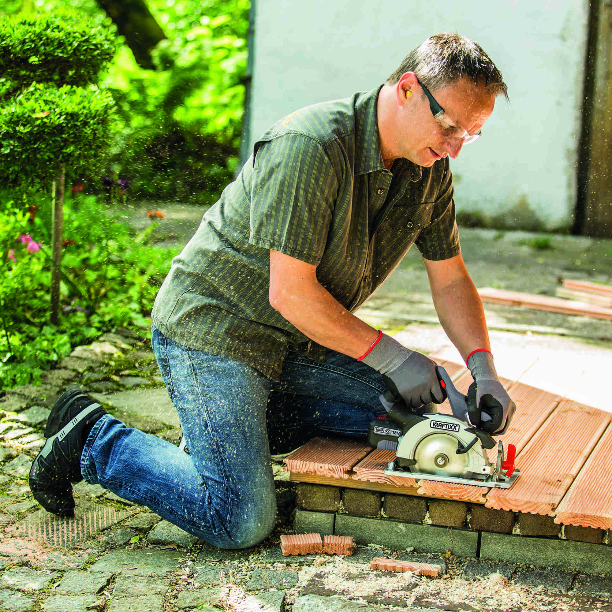 Serra circular 18V sem Bateria