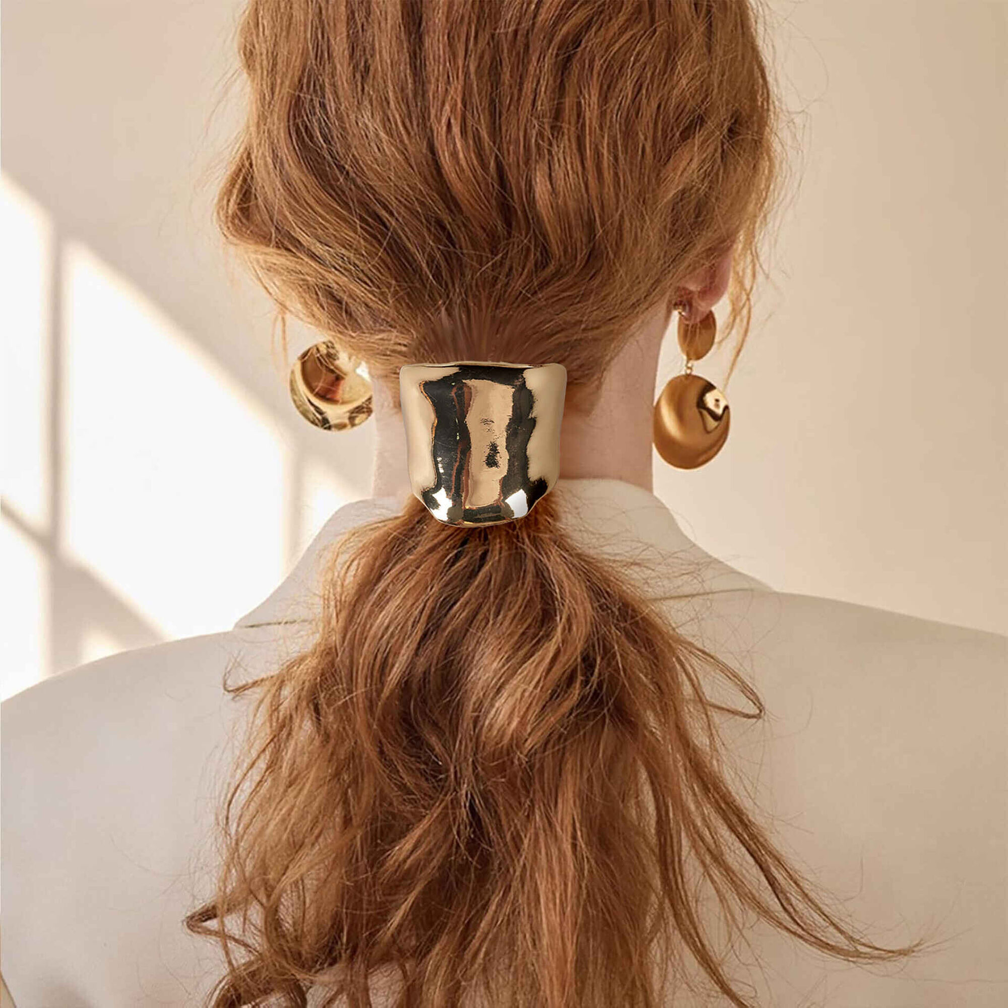 El&aacute;stico de Cabelo Dourado Bazar&atilde;o