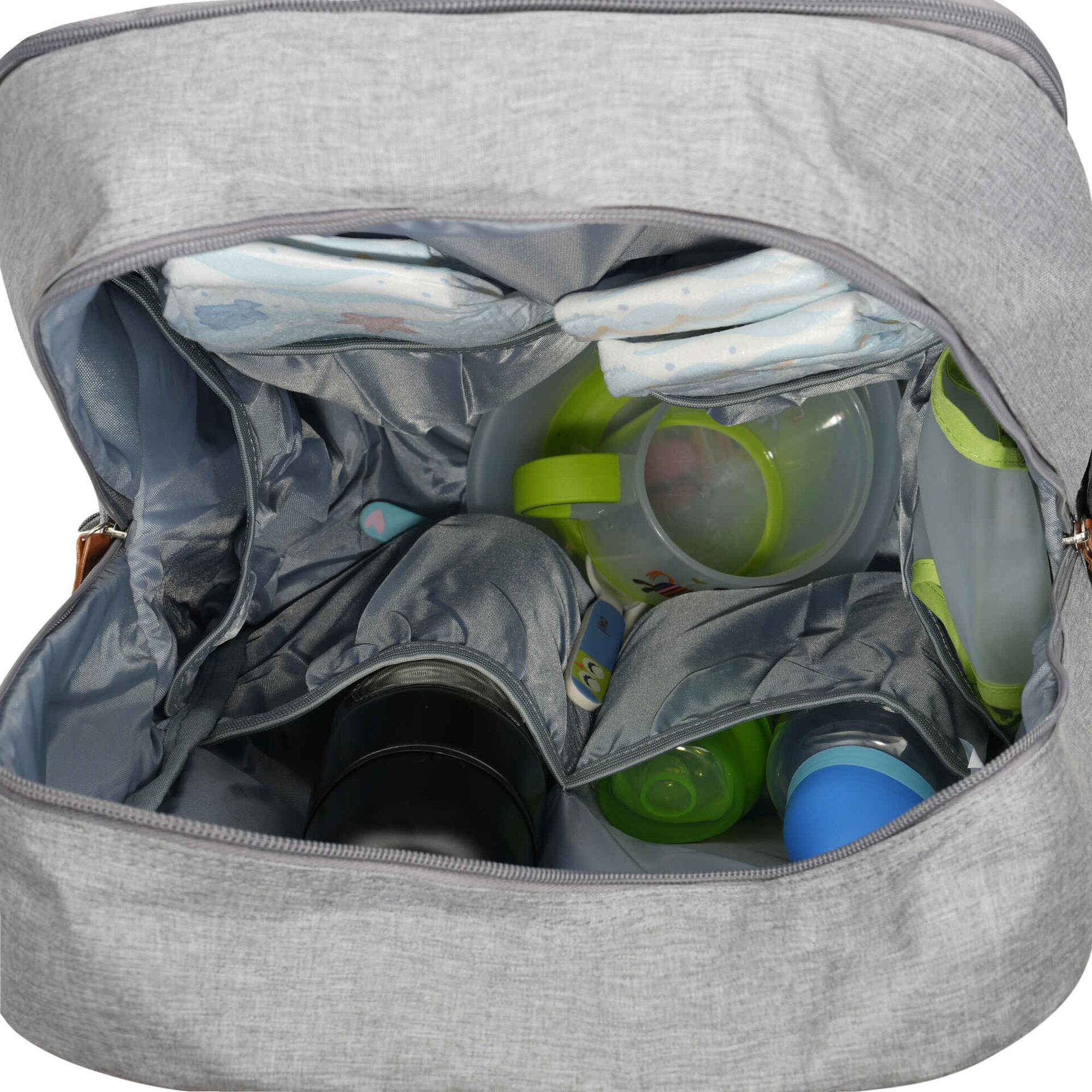 Mochila com Muda Fraldas Cinza Clara