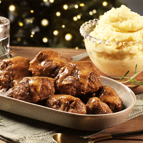 Bochechas de Porco Estufadas com Puré de Batata (Entregas para o Natal)