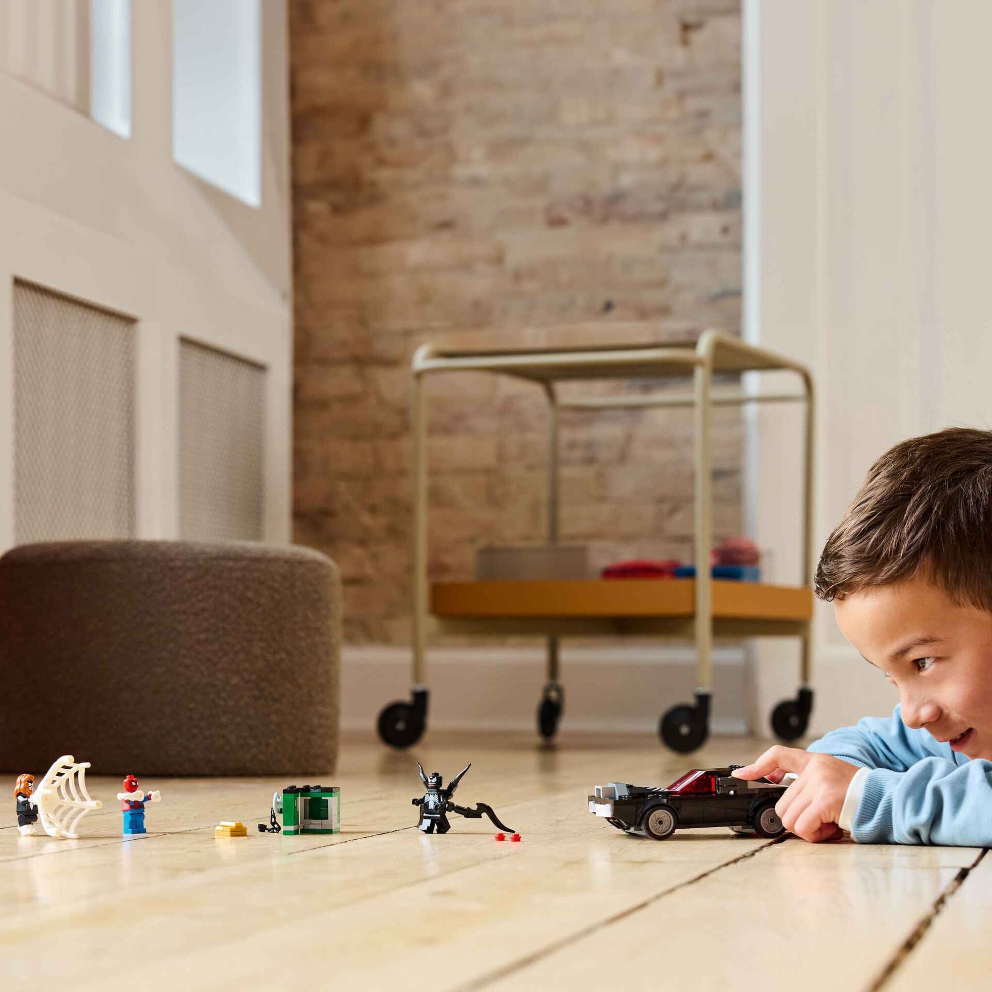 Spider-Man contra Muscle Car do Venom - 76309