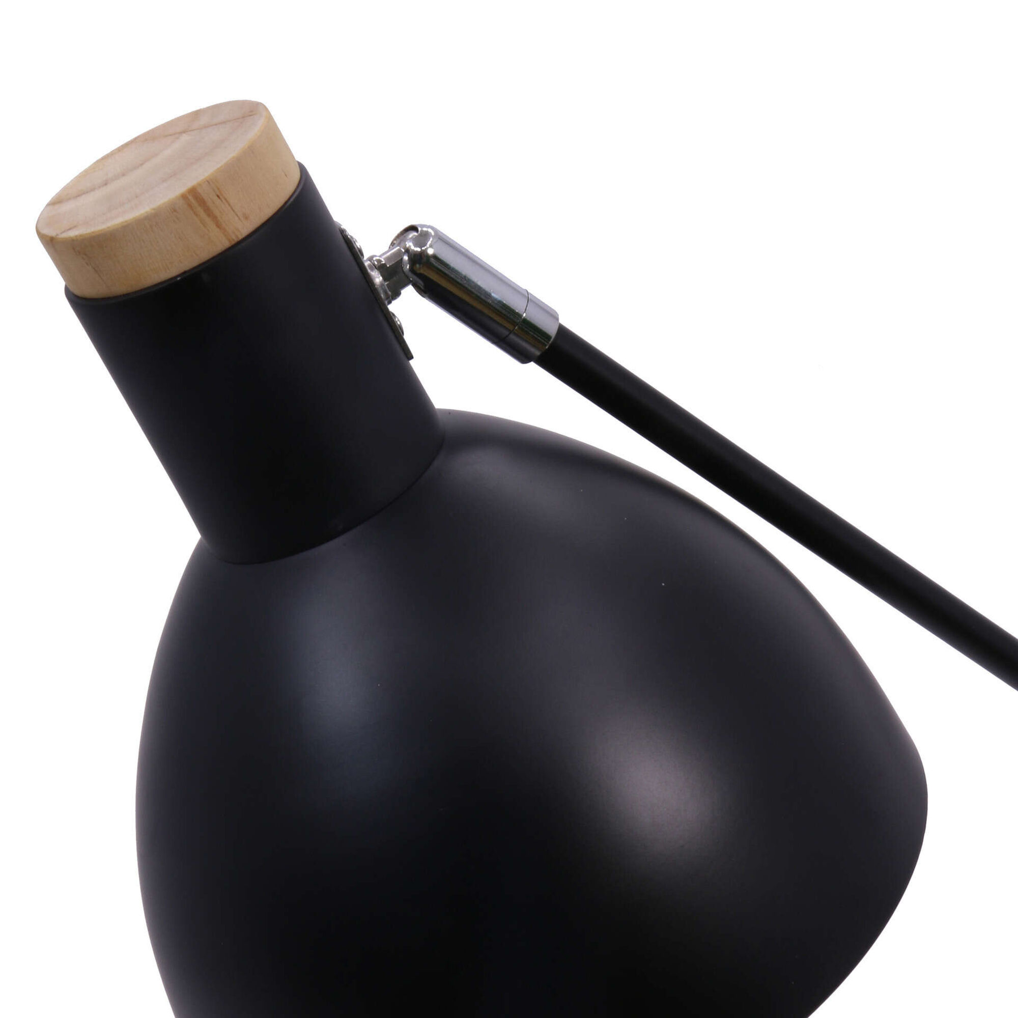 Candeeiro de Ch&atilde;o Metal Preto E&ccedil;a Kasa