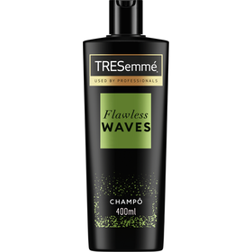 Champ&ocirc; Flawless Waves TRESemm&eacute;