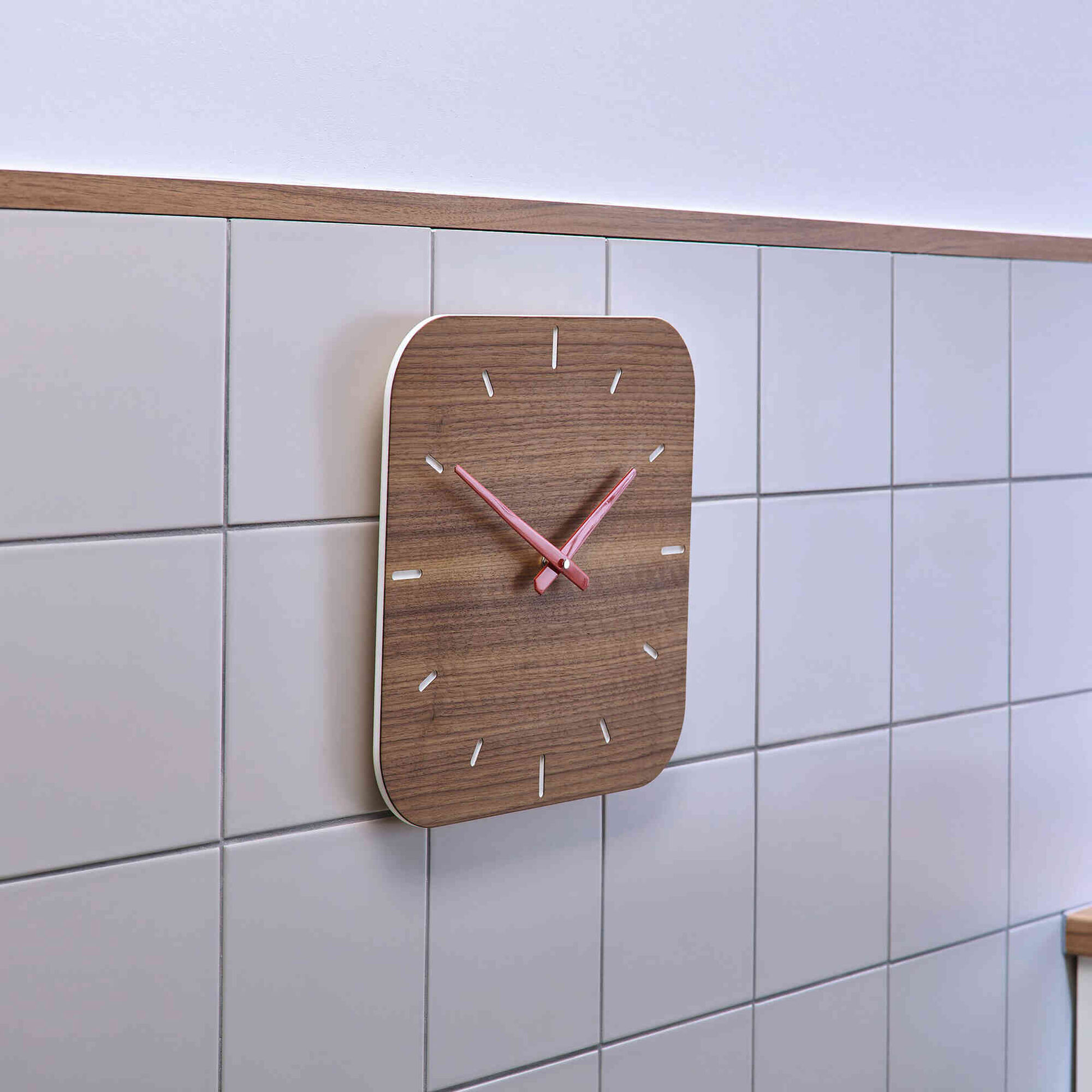 Pregos Adesivos para Azulejos 2kg