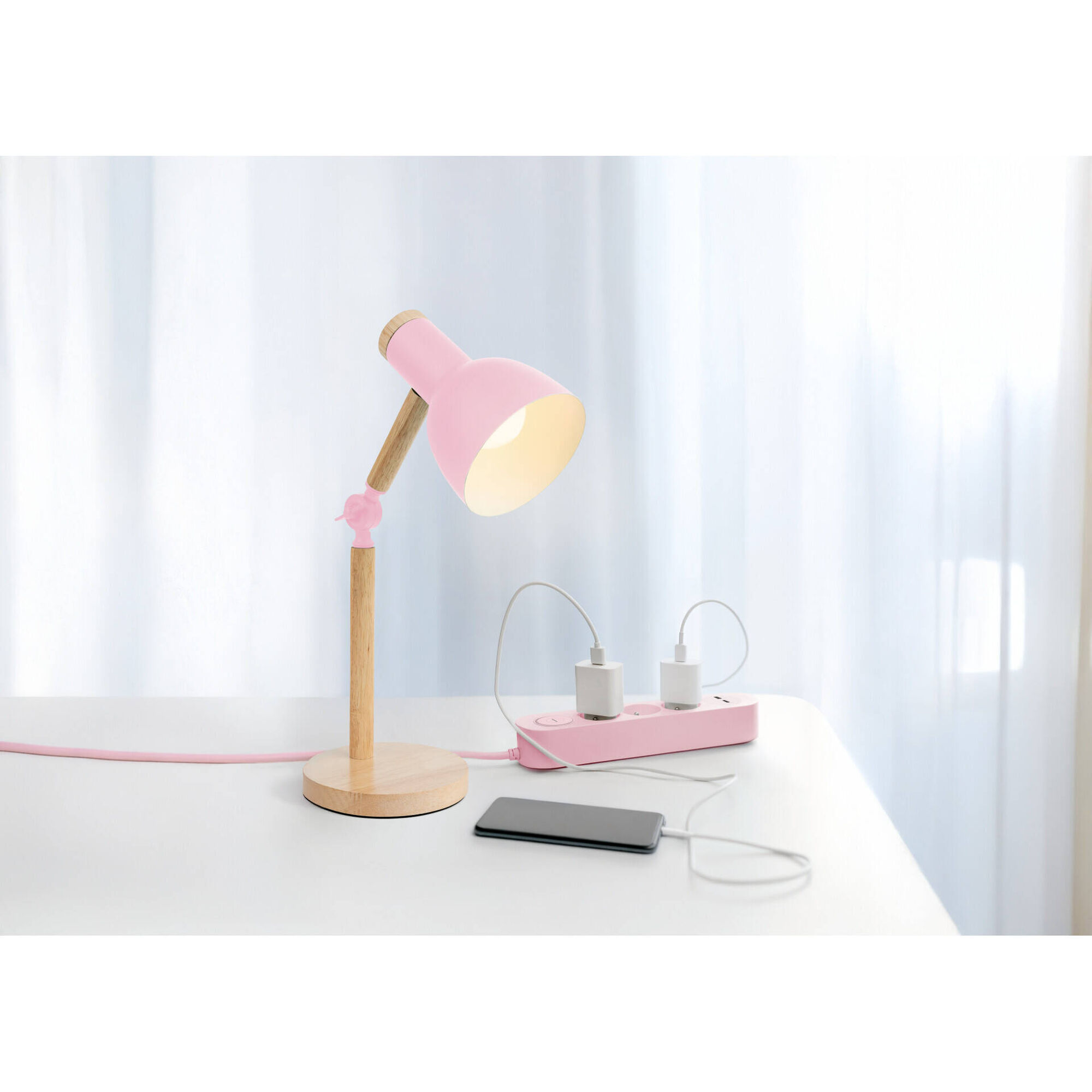 Bloco 3 Tomadas, 1 USB e 1 Type-C 1,5m Rosa Marshmallow