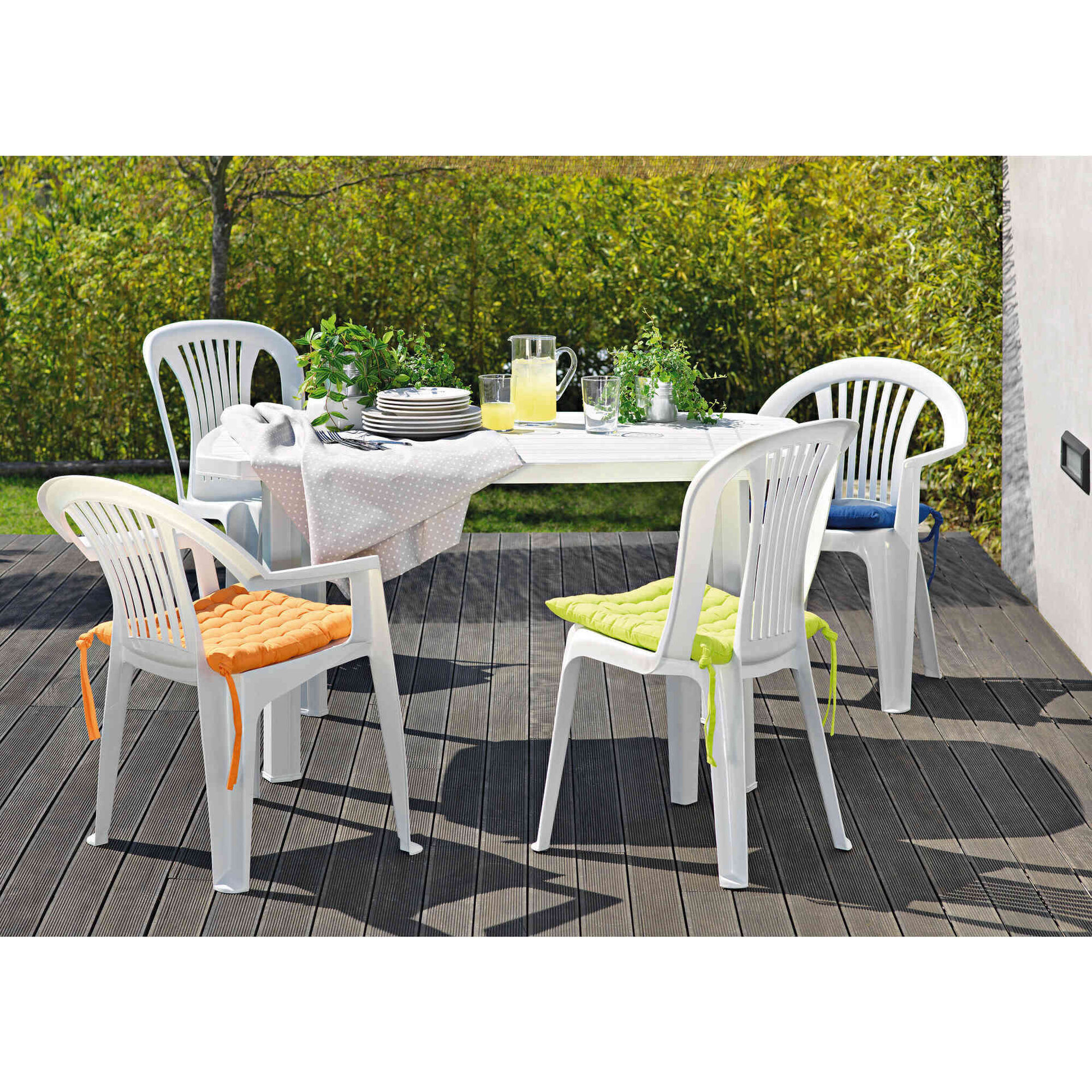 Mesa de Resina Oval Branca Viana