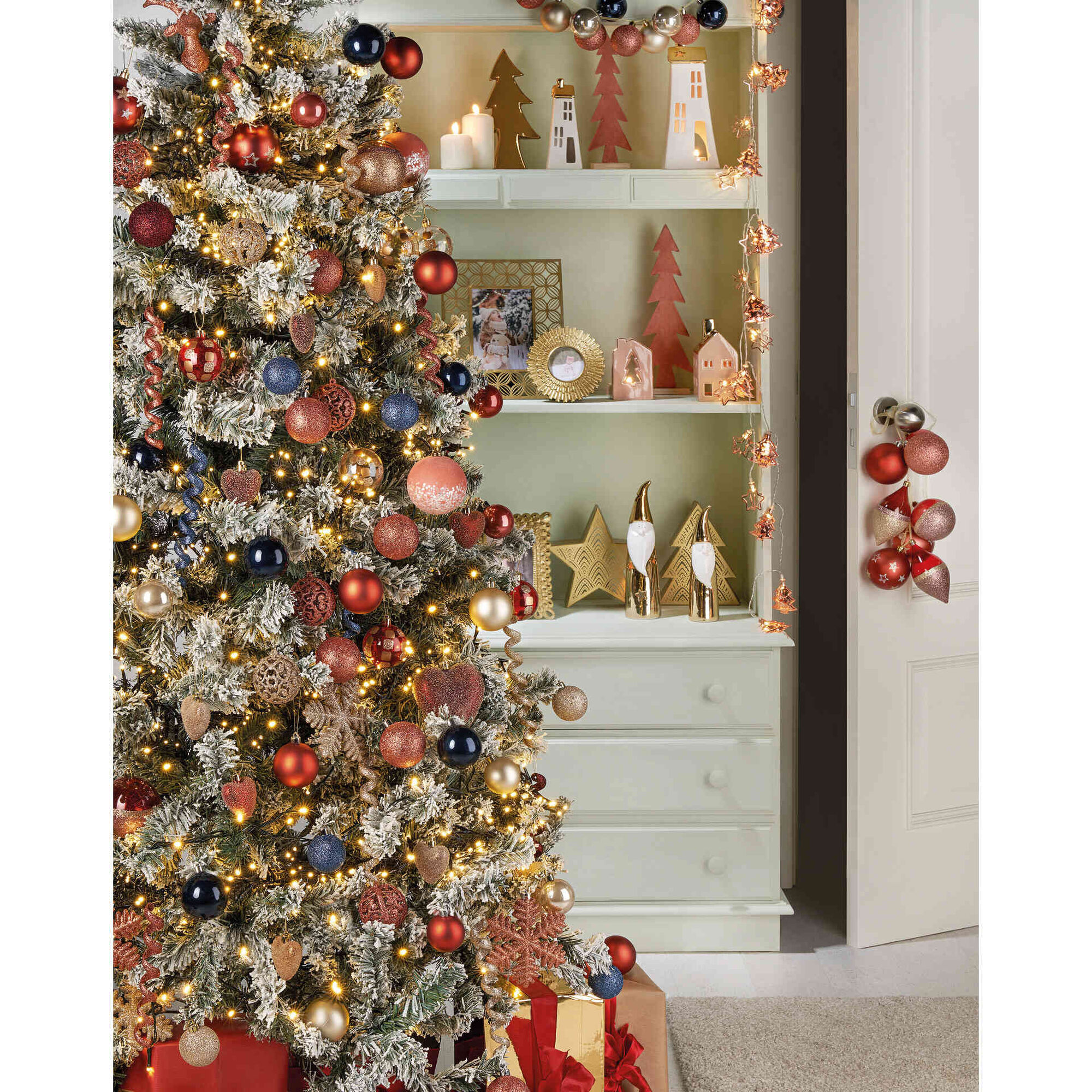 Árvore Natal com Neve Verde e Branca