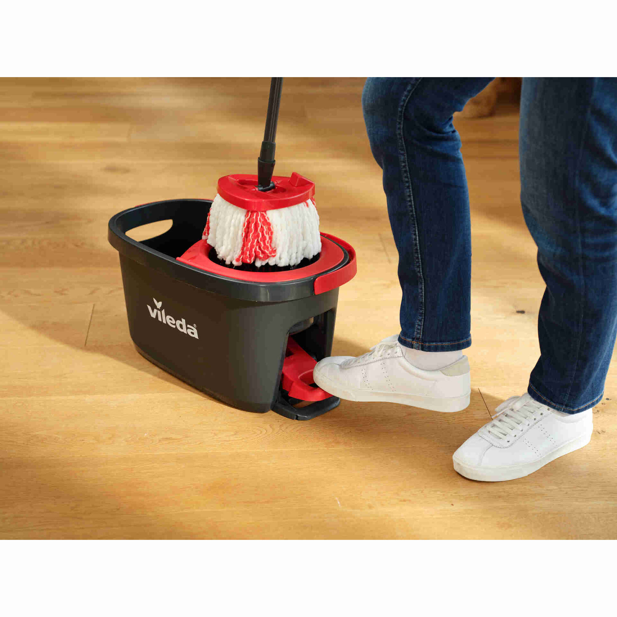 Sistema Turbo Esfregona e Balde com Pedal Vileda