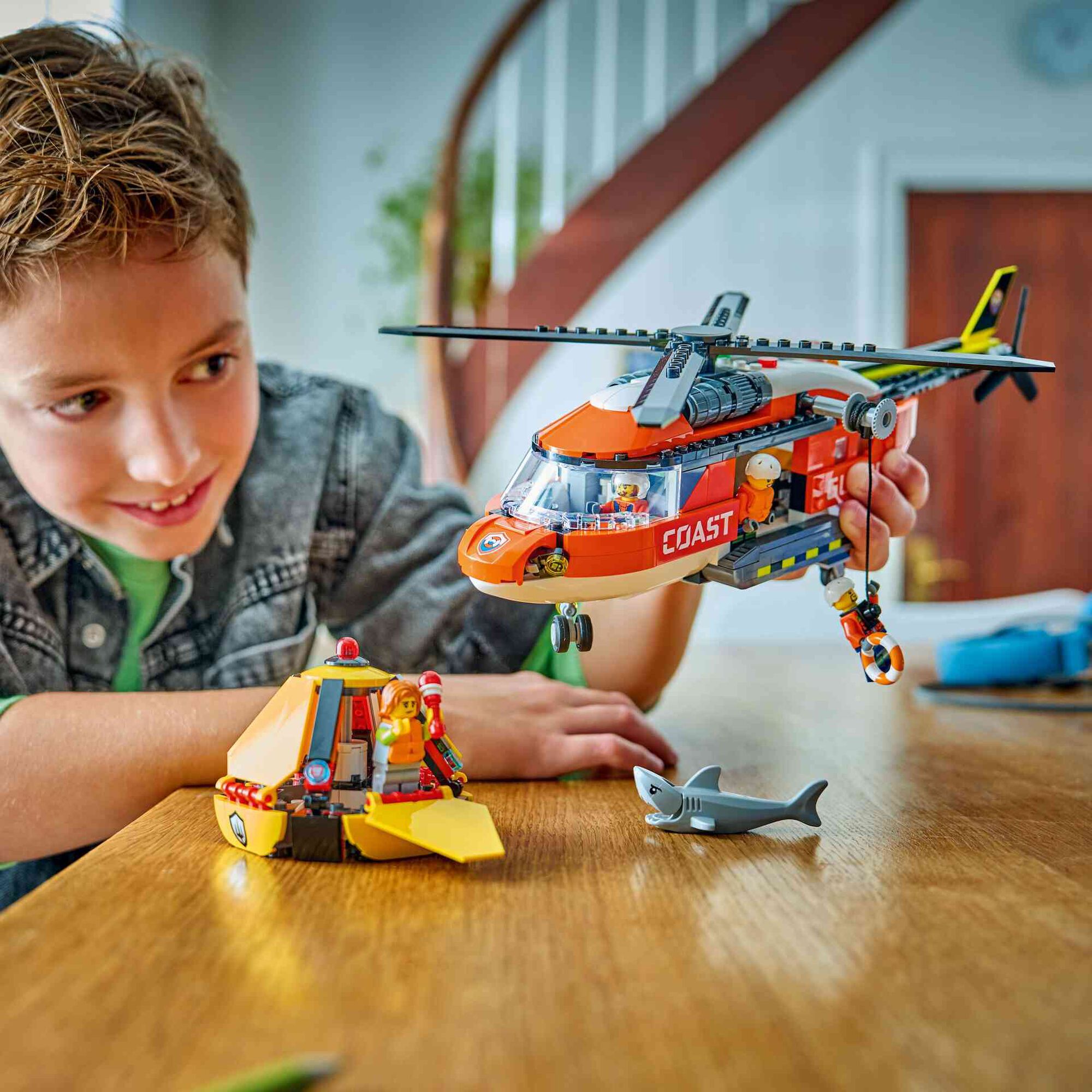 LEGO City - Helic&oacute;ptero da Guarda Costeira - 60503