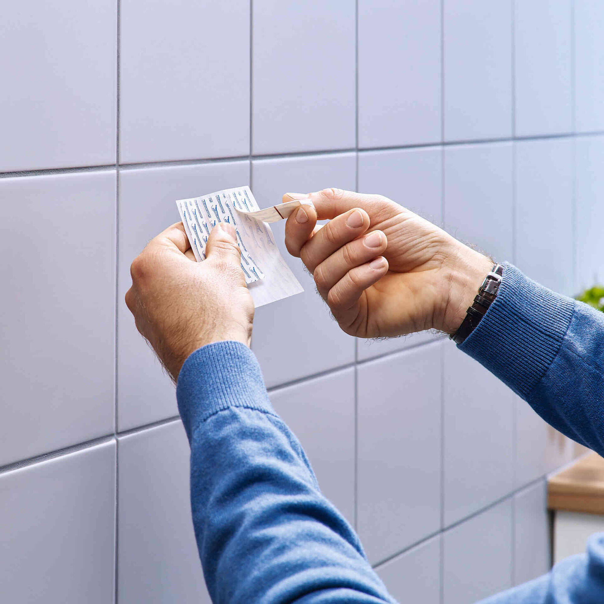 Pregos Adesivos para Azulejos 2kg