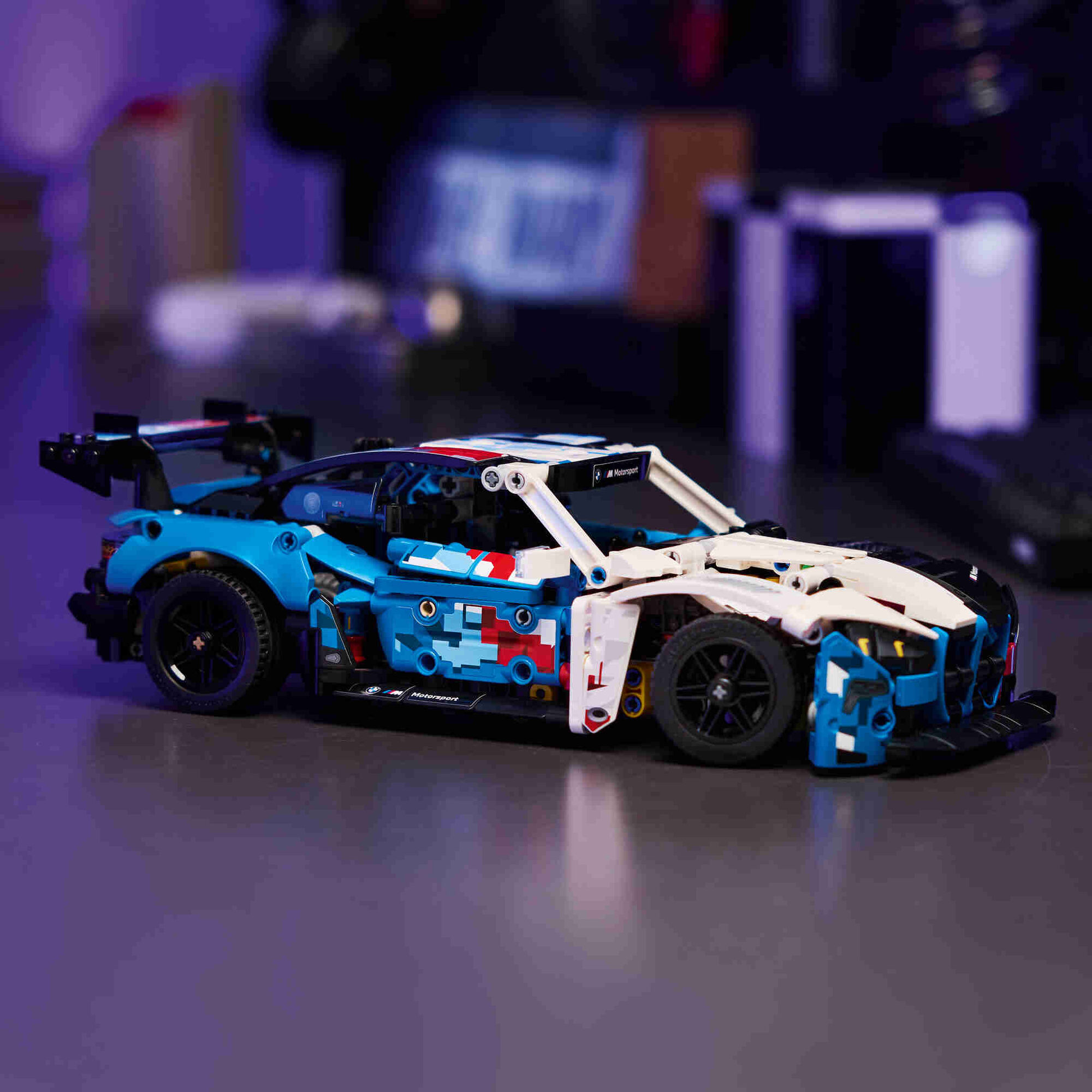LEGO Technic - Carro de Corrida BMW M4 GT3 EVO - 42226