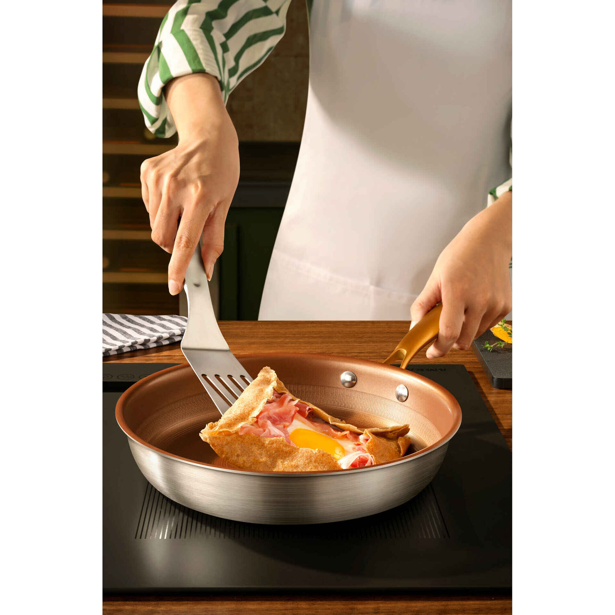 Frigideira Antiaderente 24cm Camada Tripla Frigideira Antiaderente 24cm Camada Tripla