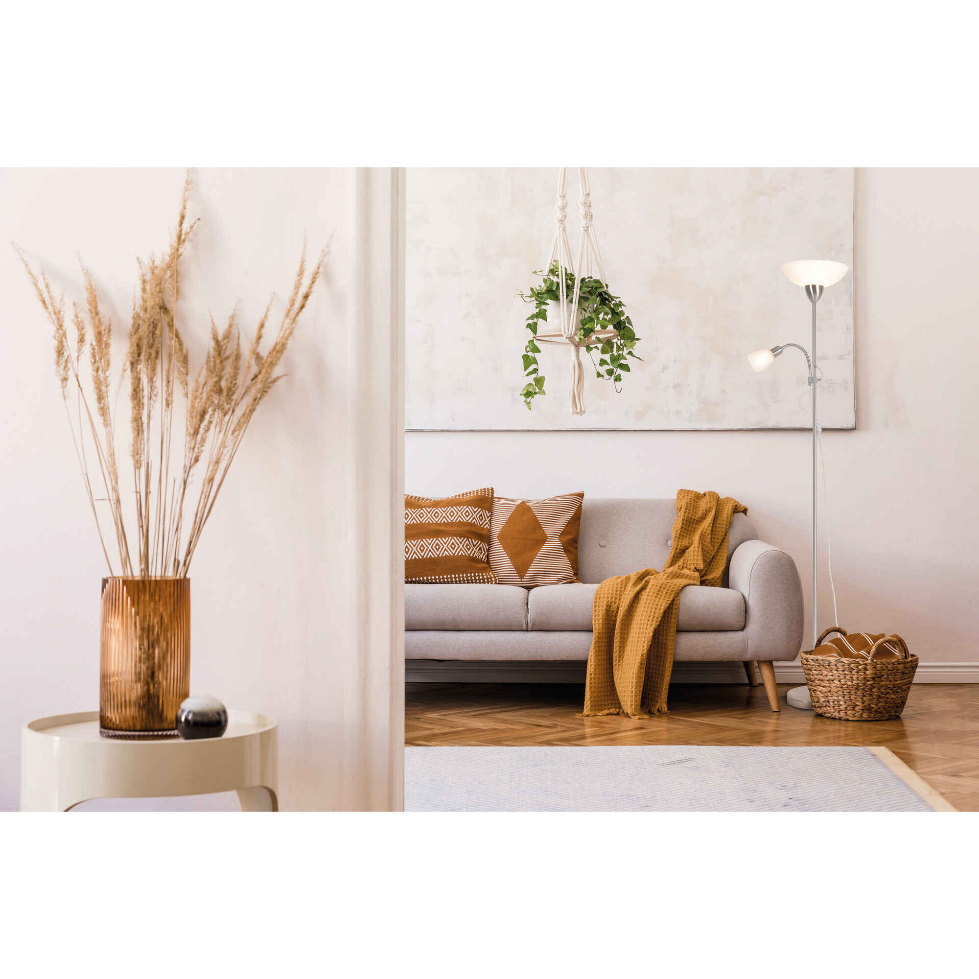 Candeeiro de Chão Prateado Shakespeare