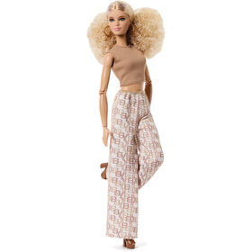 Barbie - Boneca Signature Basics Modelo 07