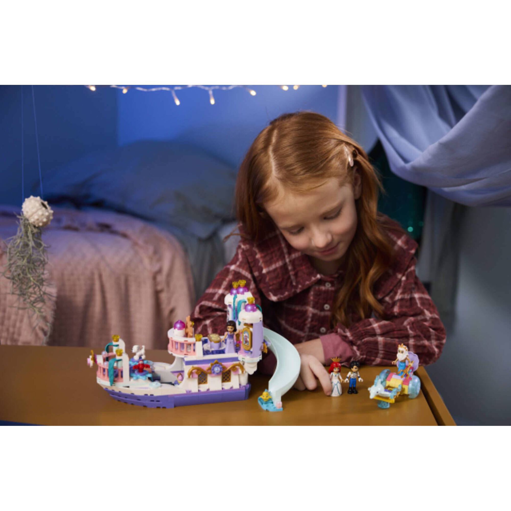 LEGO Disney - Barco do Casamento Real da Ariel - 43299
