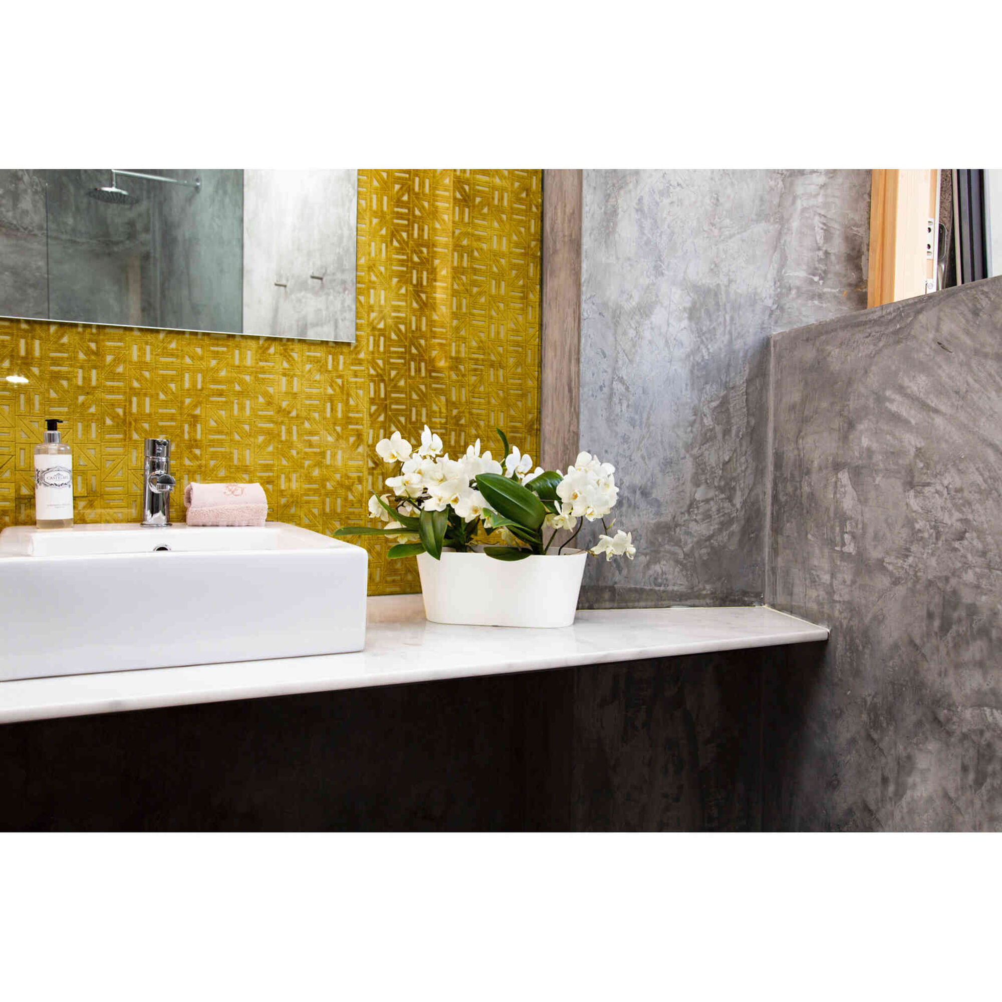 Floreira Plástico 30cm Branco Floreira Plástico 30cm Branco