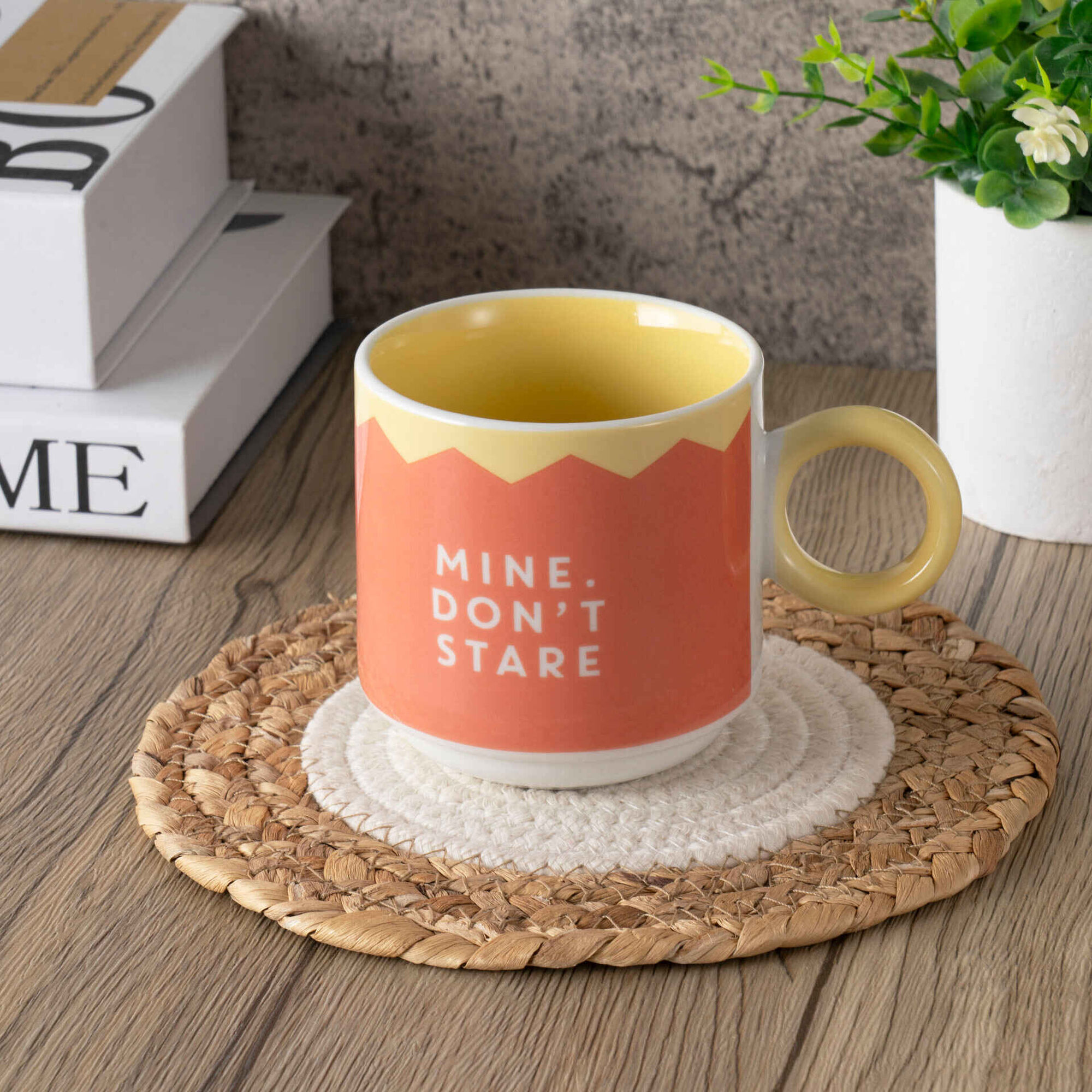 Caneca 320ml com Rebordo Mine Don't Stare Kasa