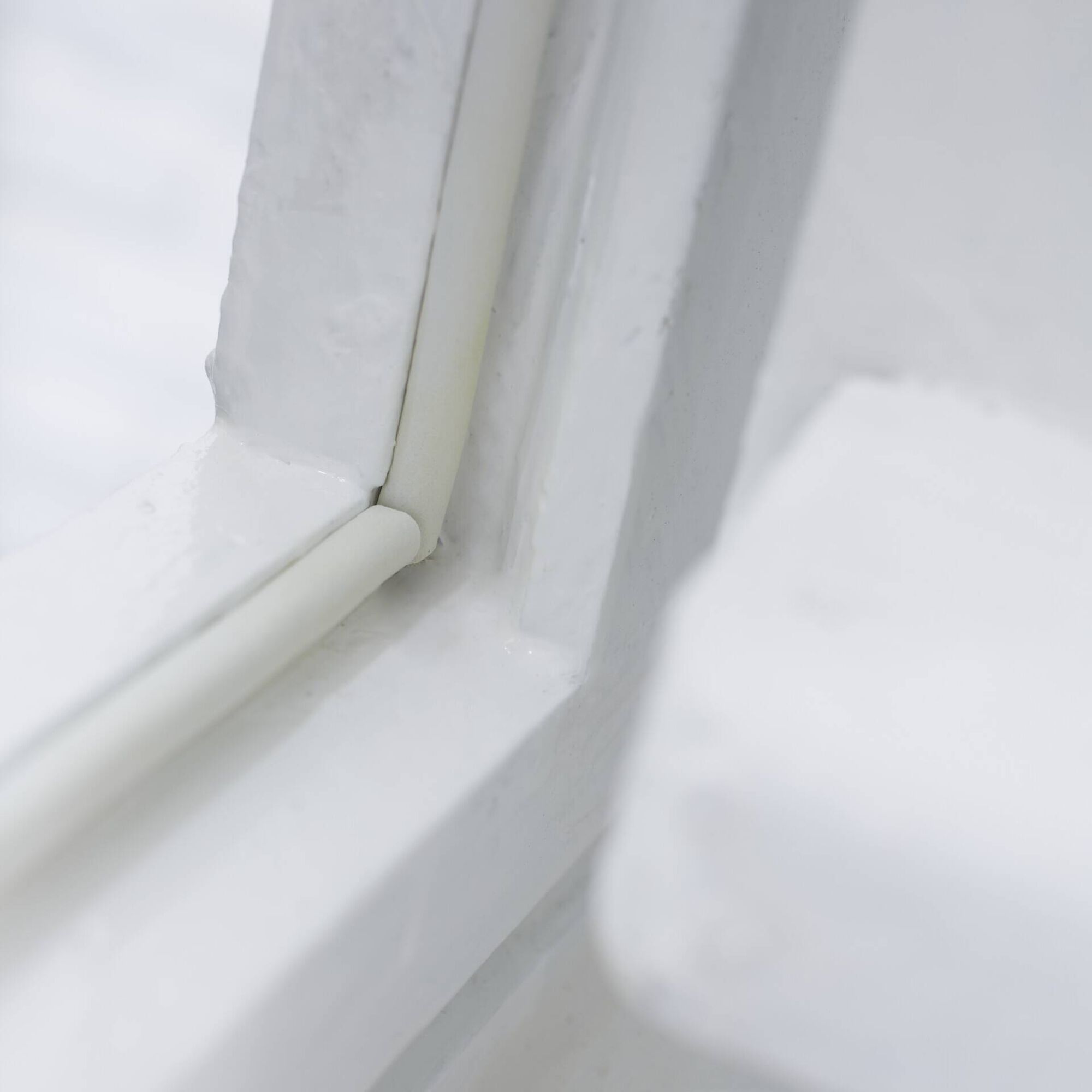 Fita Calafetar Portas e Janelas 9mmx6mts Castanha