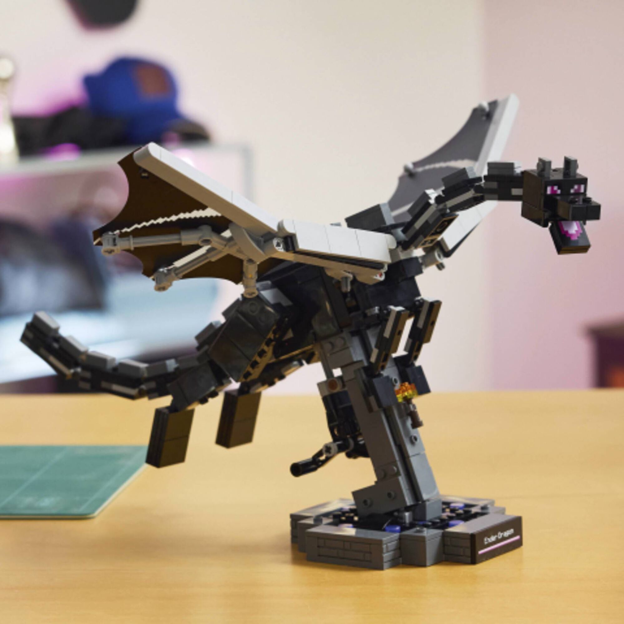 LEGO Minecraft - O Drag&atilde;o Ender - 21595