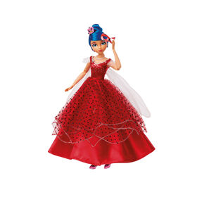 Ladybug - Boneca Marinette com Vestido de Baile