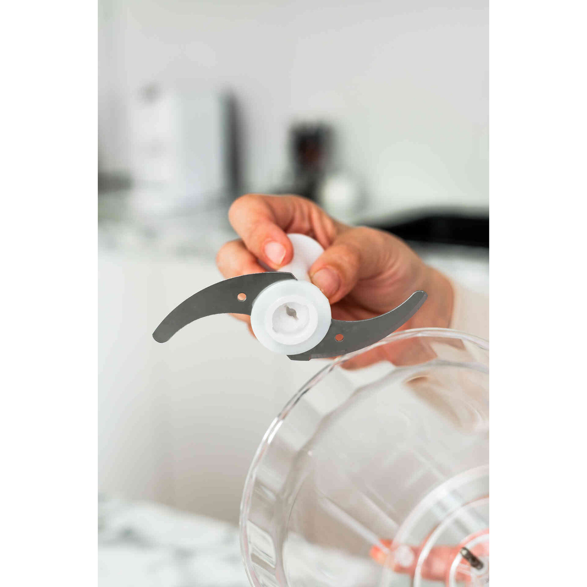 Varinha com Acessórios Branca 800W