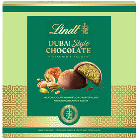 Bombons de Chocolate de Leite com Pistácio Dubai Style Bombons de Chocolate de Leite com Pistácio Dubai Style