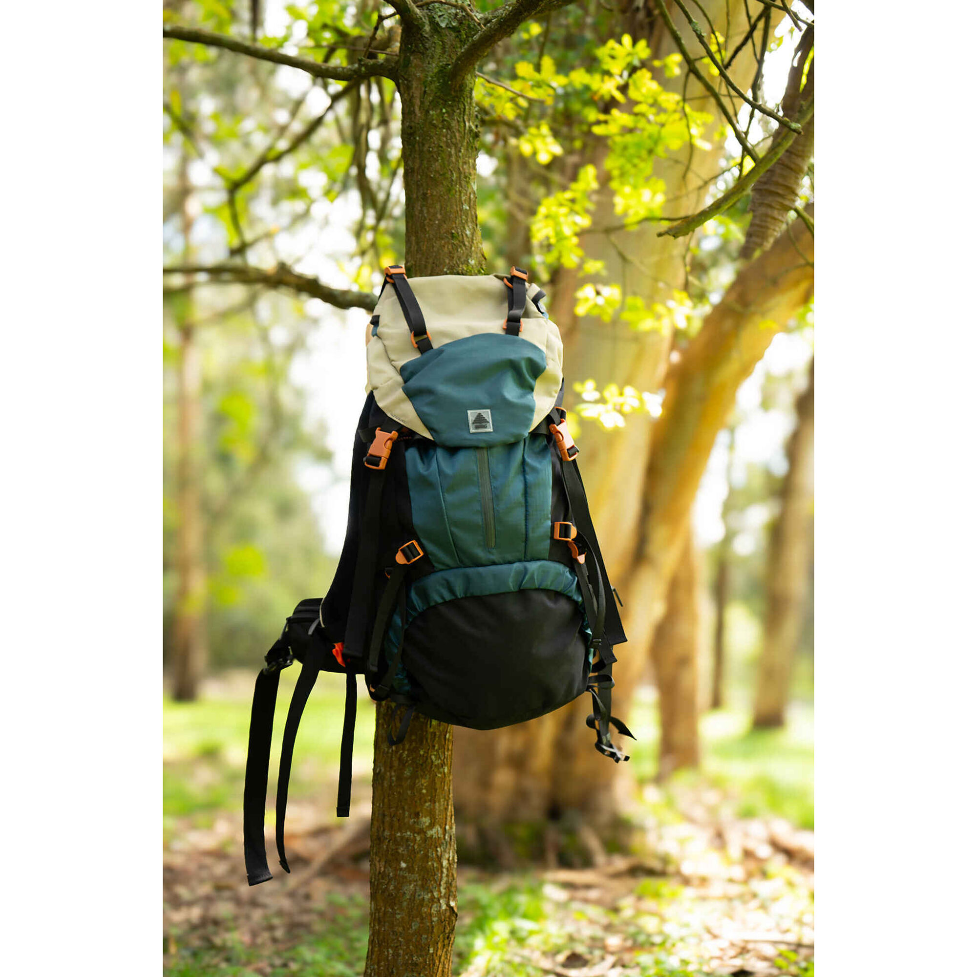 Mochila Outdoor 45L Berg