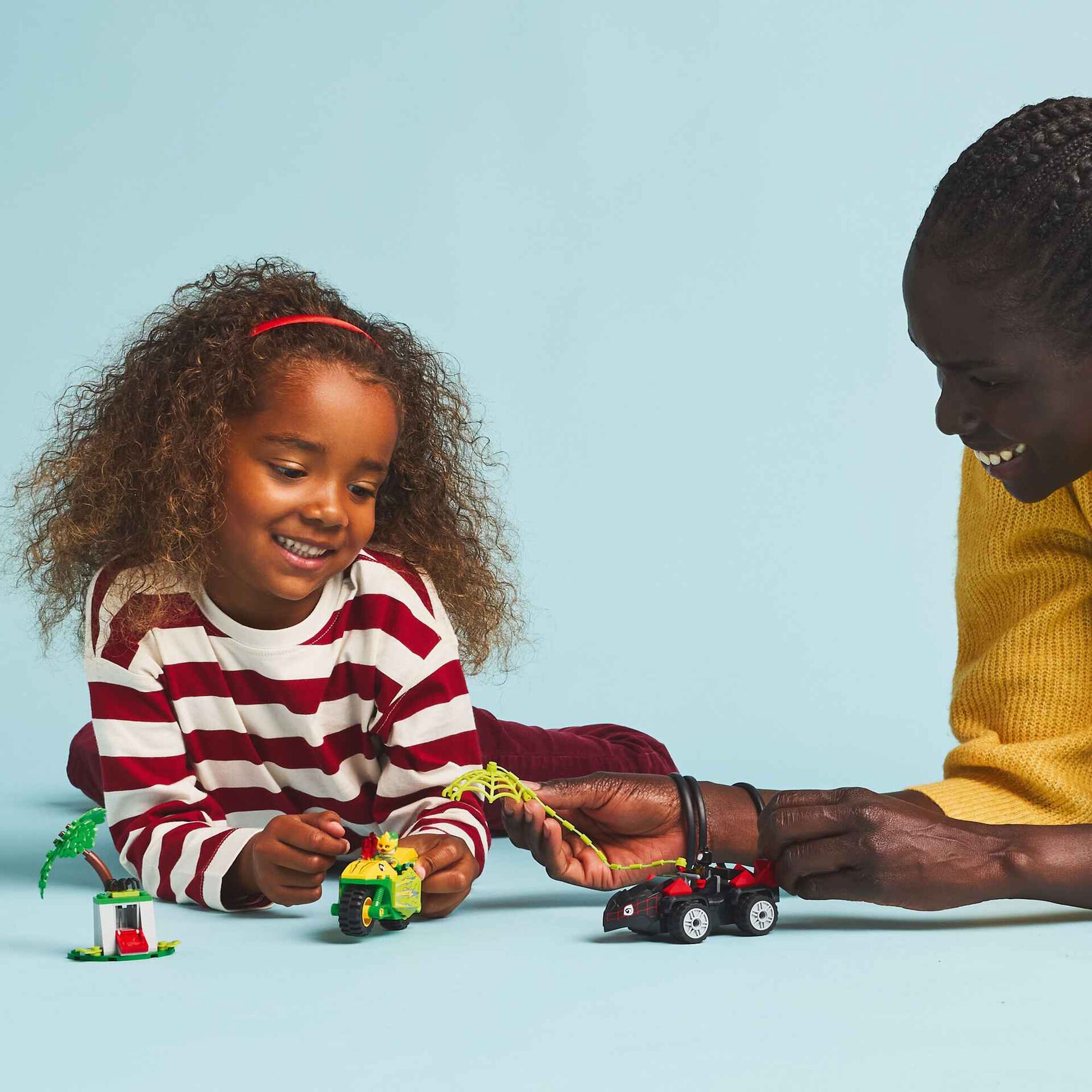 Spin e Electro – Perseguição em Veículos Dinossauros - 11198