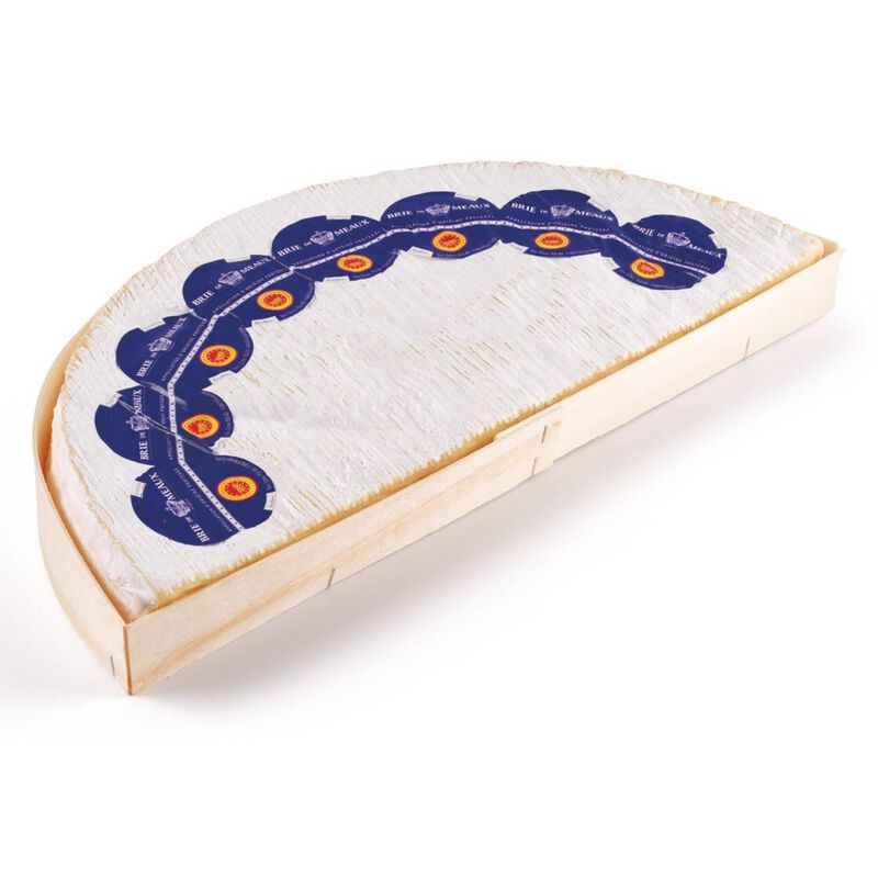 Queijo Brie de Meaux AOC Fatiado no Balcão Renard Gillard