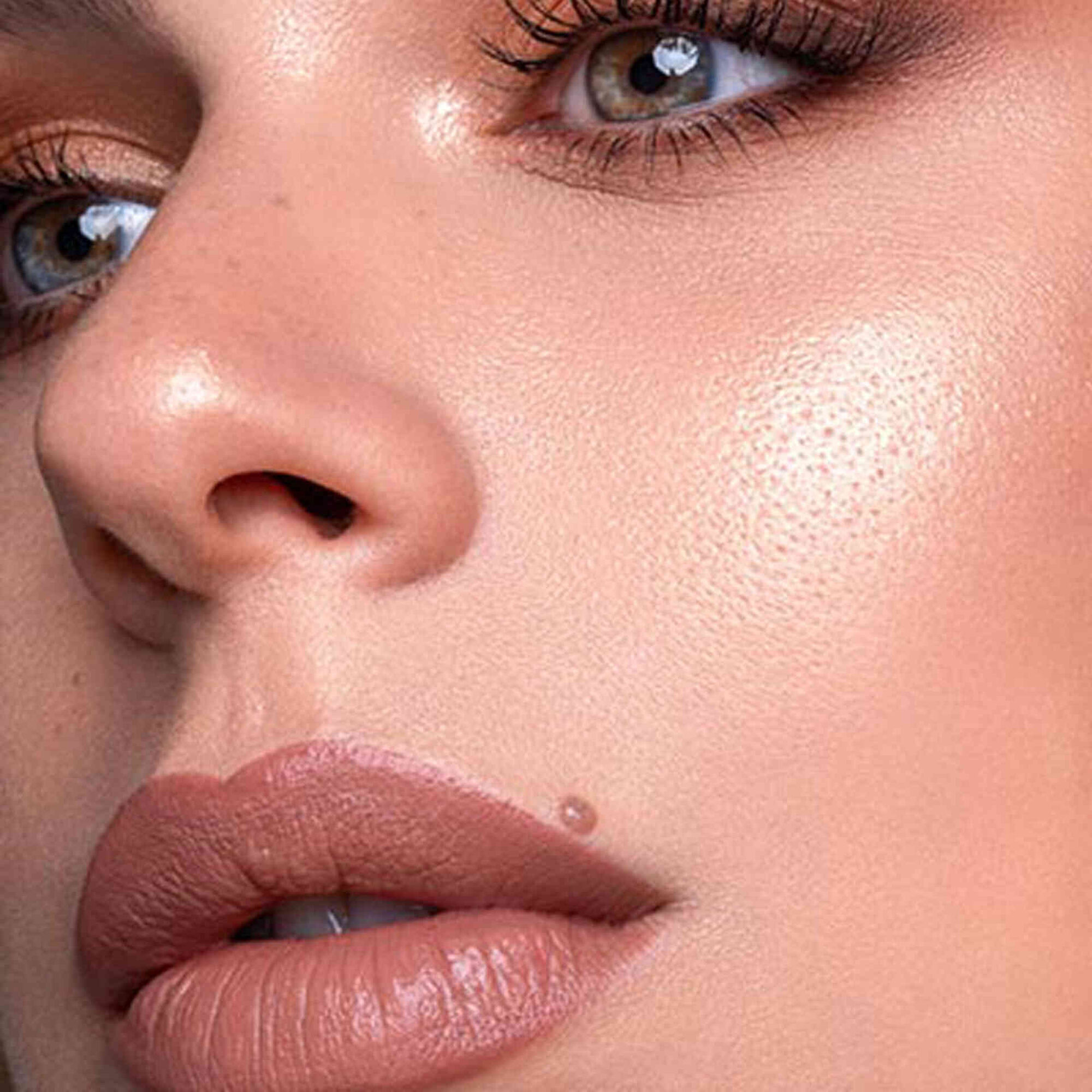 Iluminador More Than Glow 030