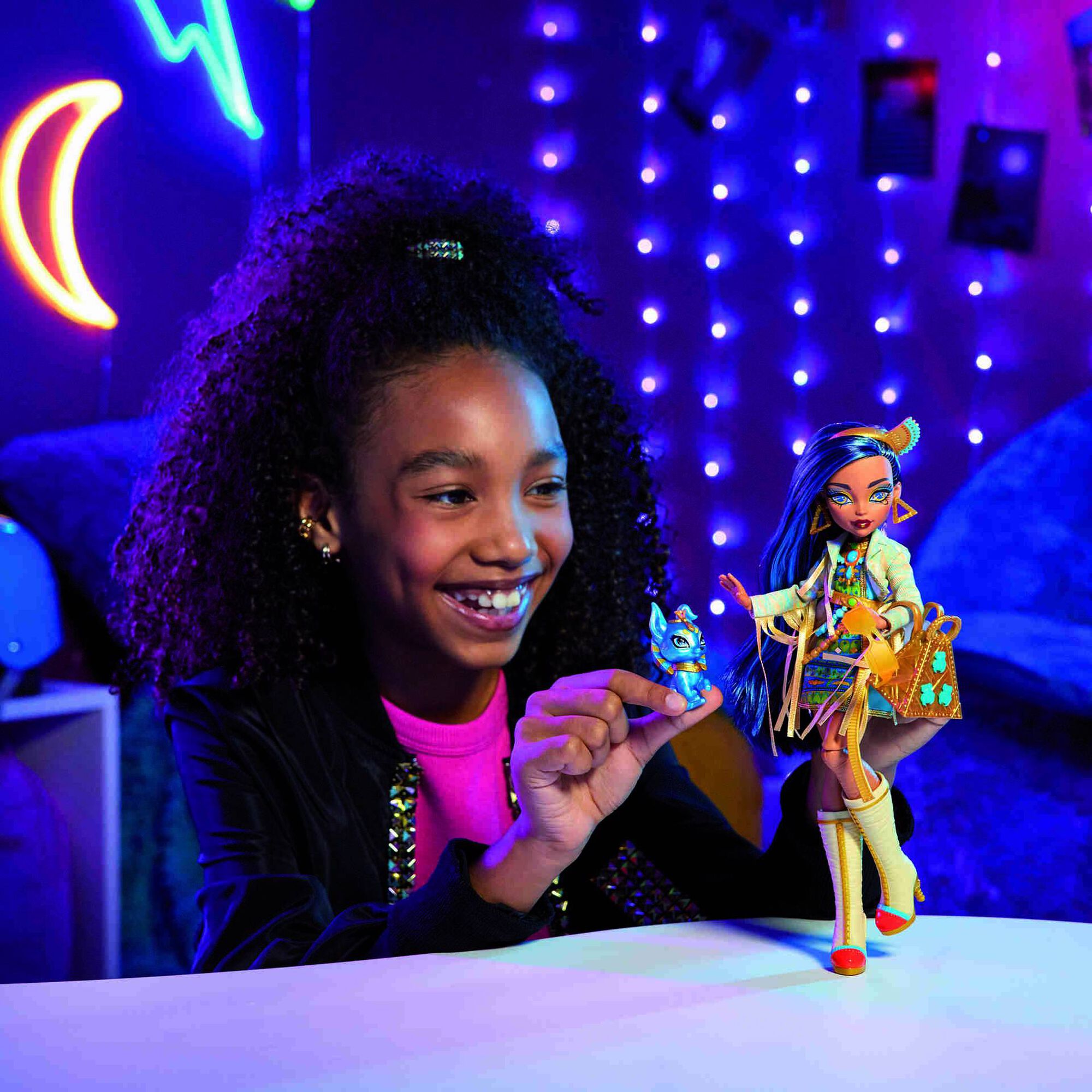 Boneca Barbie peluche da Família Monster de Jardim, brinquedo de
