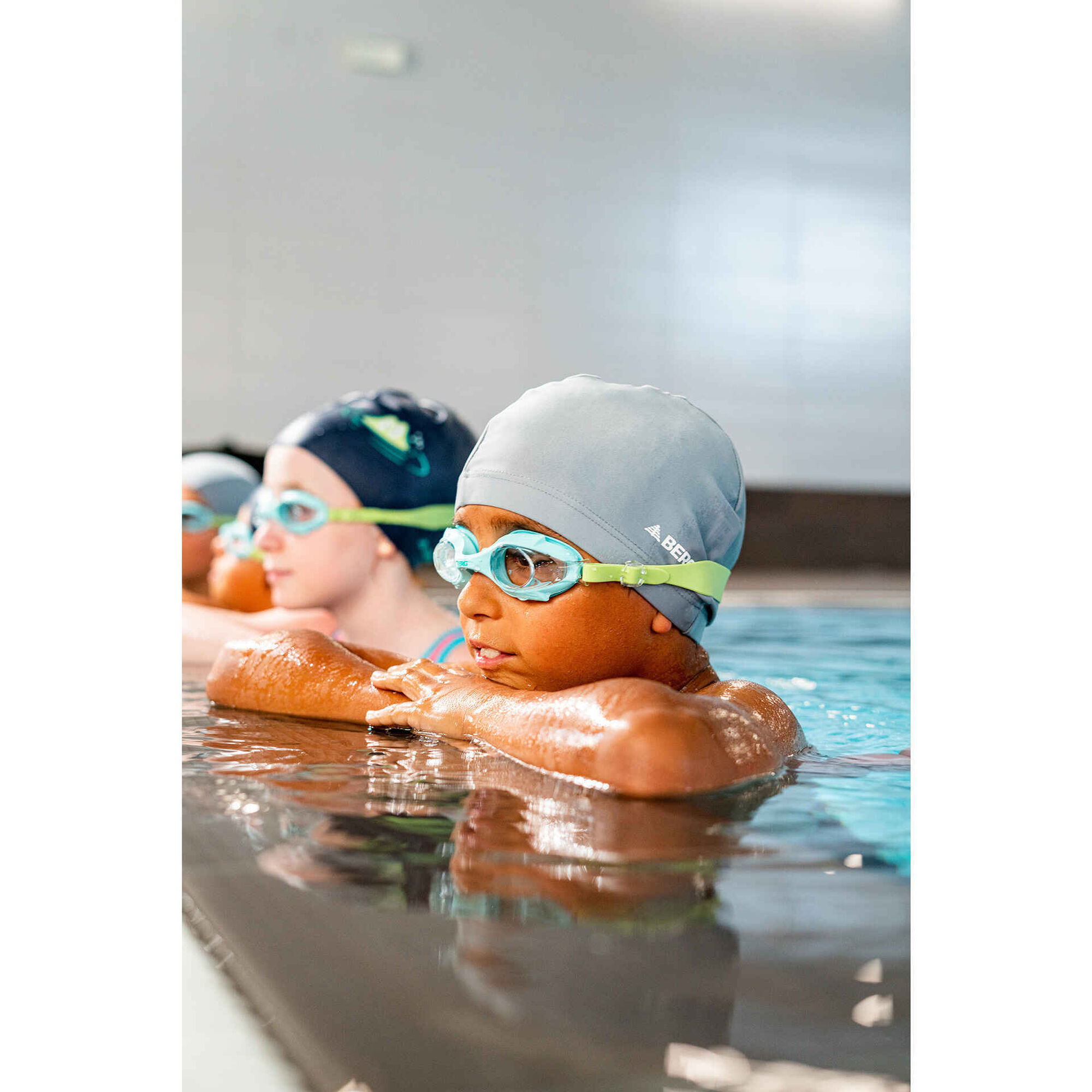 Touca Poliéster Cinza Criança