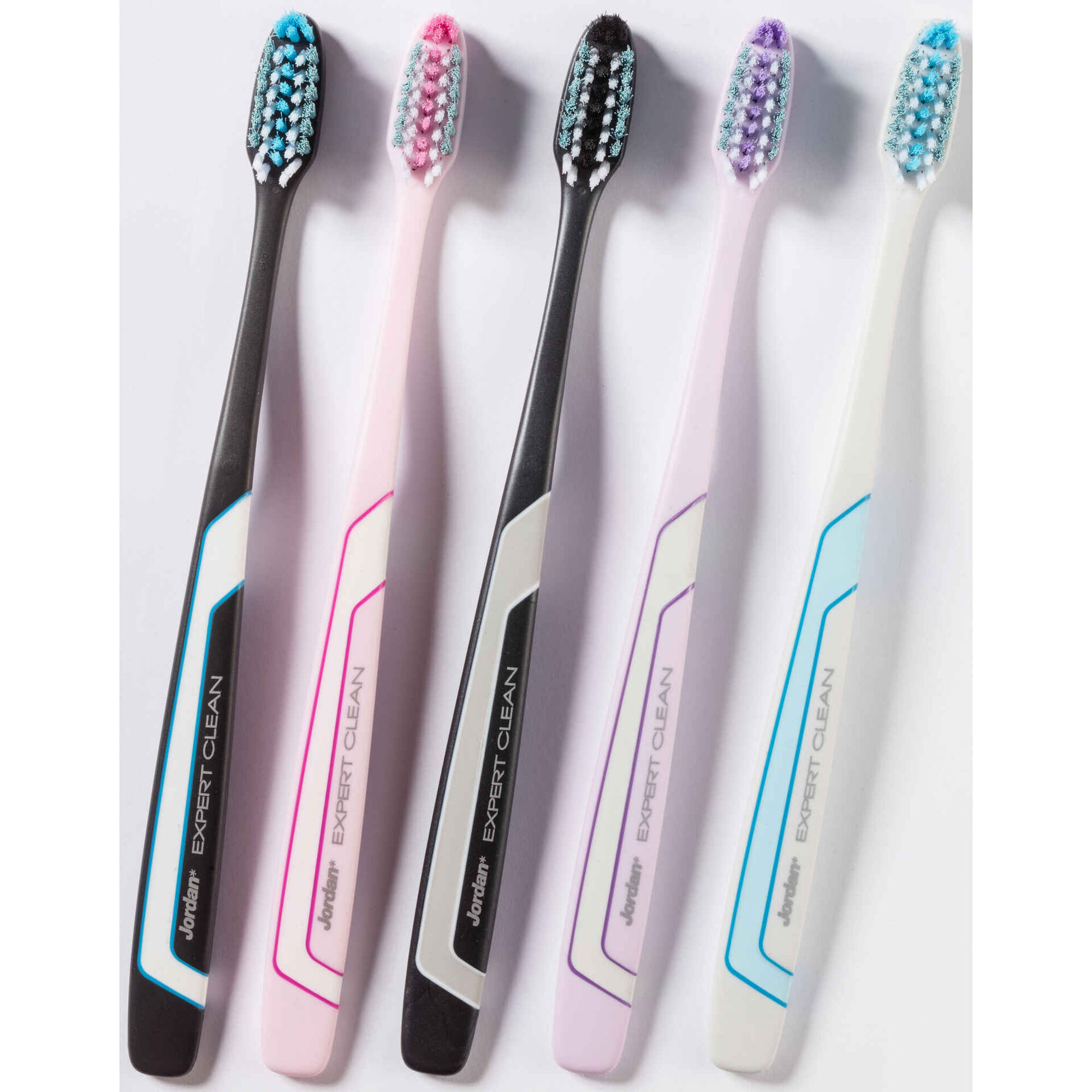 Escova de Dentes Expert Clean Suave