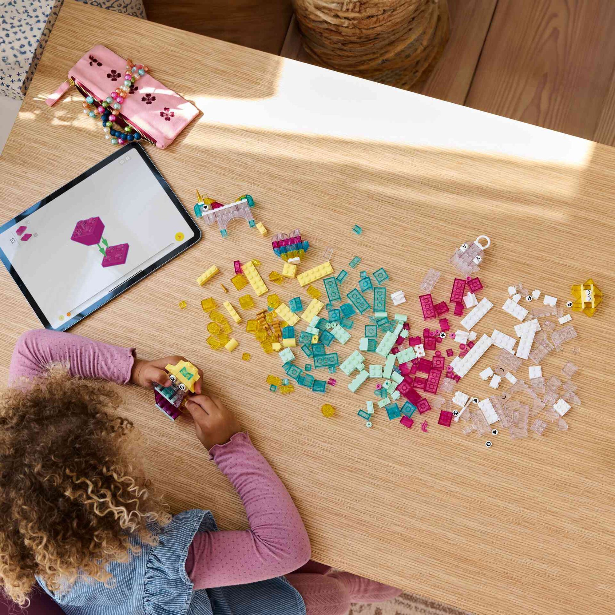 LEGO Classic - Caixa Transparente M&aacute;gica - 11040