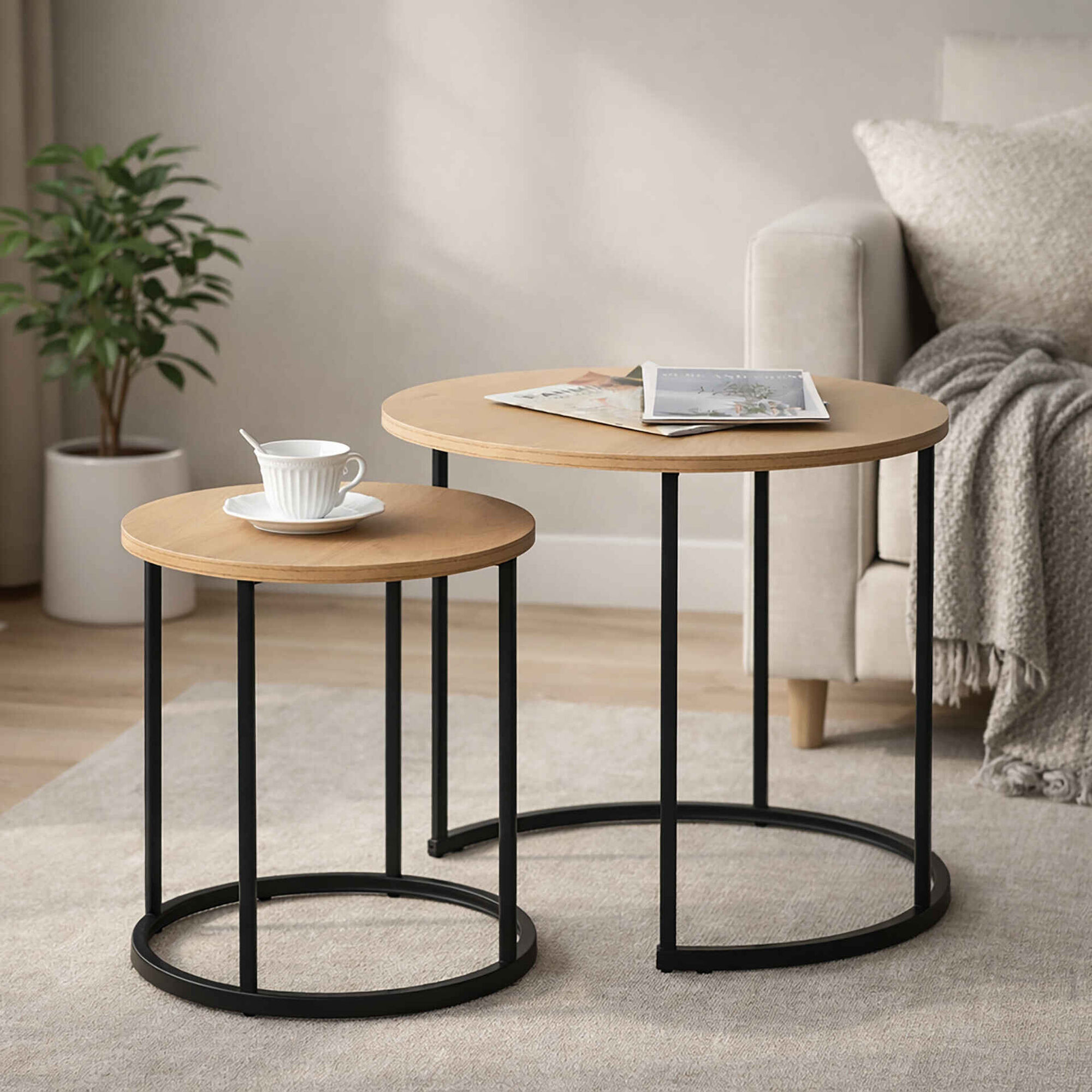 Conjunto de 2 Mesas de Apoio Minimal Kasa