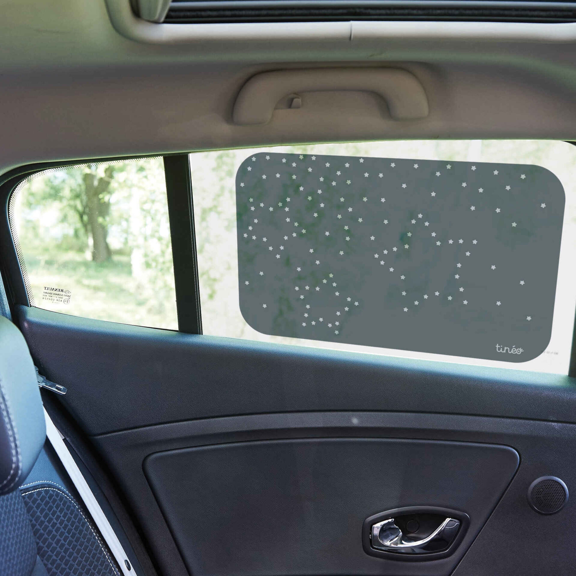 Conjunto 2 Cortinas Sol Auto Adesivas Conjunto 2 Cortinas Sol Auto Adesivas