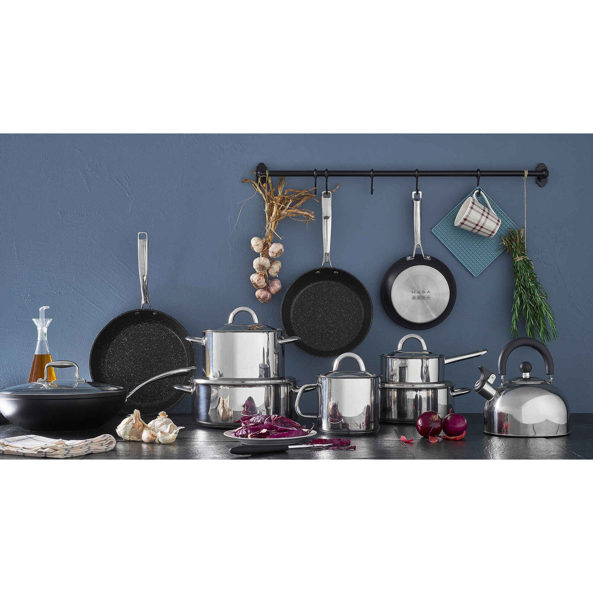 Cafeteira Aço Inoxidável com Asa e Tampa 0,9L À Portuguesa Cafeteira Aço Inoxidável com Asa e Tampa 0,9L À Portuguesa