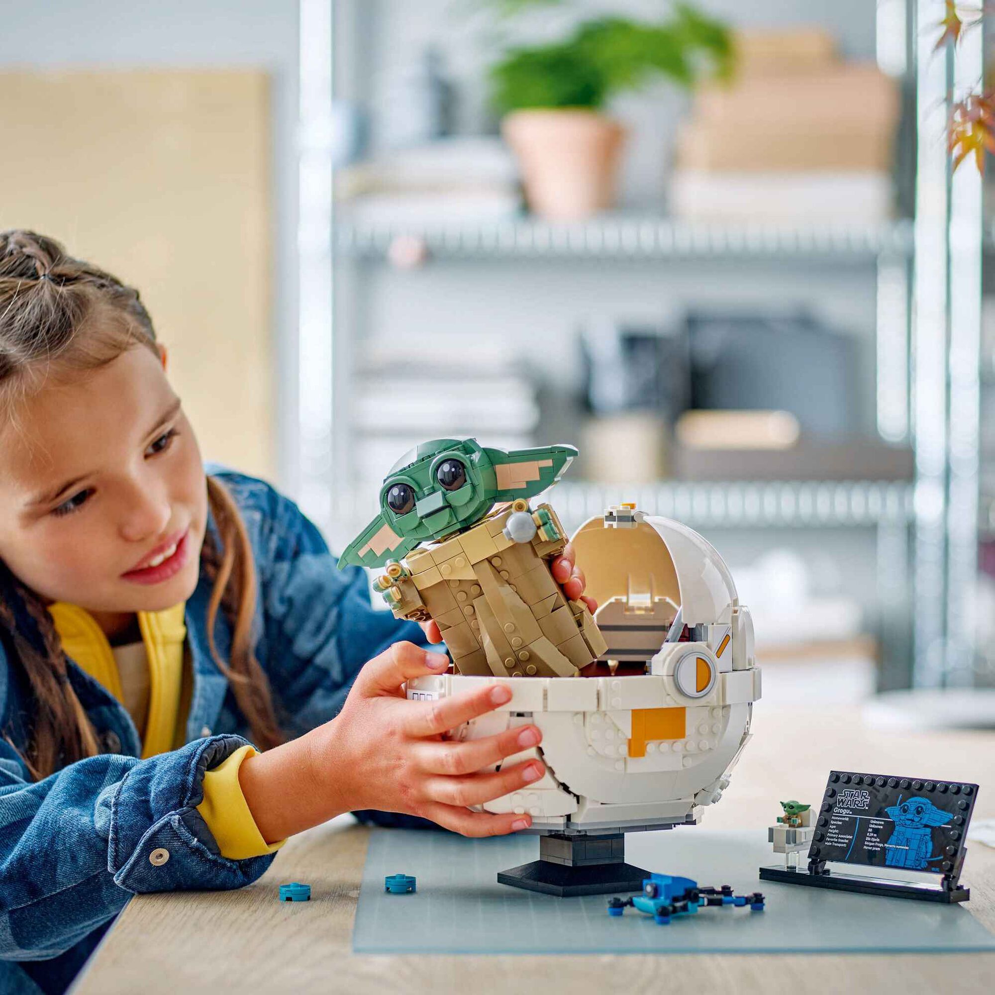 Grogu com Carrinho Planador - 75403