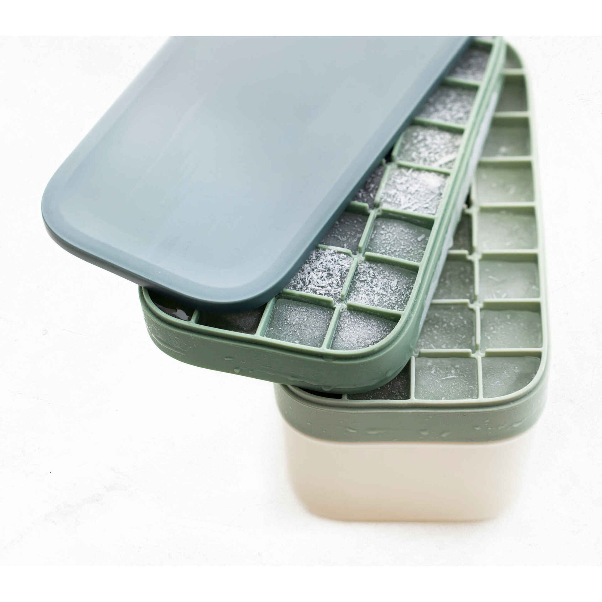 Conjunto 2 Cuvetes Gelo com Tampa Silicone 32 Cubos Kasa