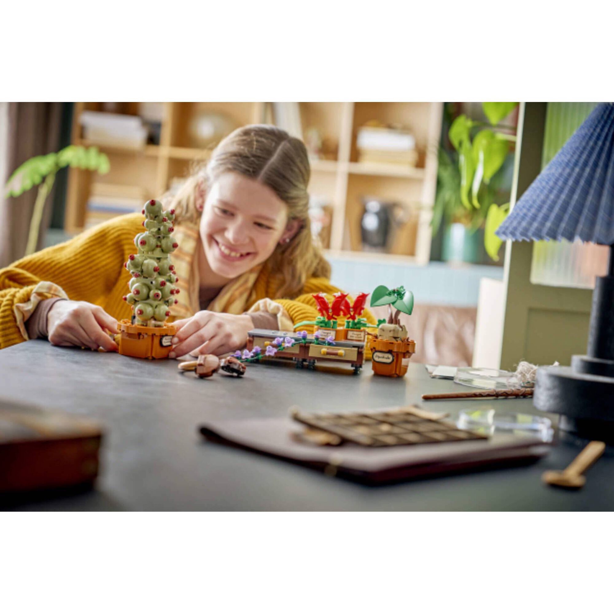 LEGO Harry Potter - Plantas de Herbologia de Hogwarts - 76474