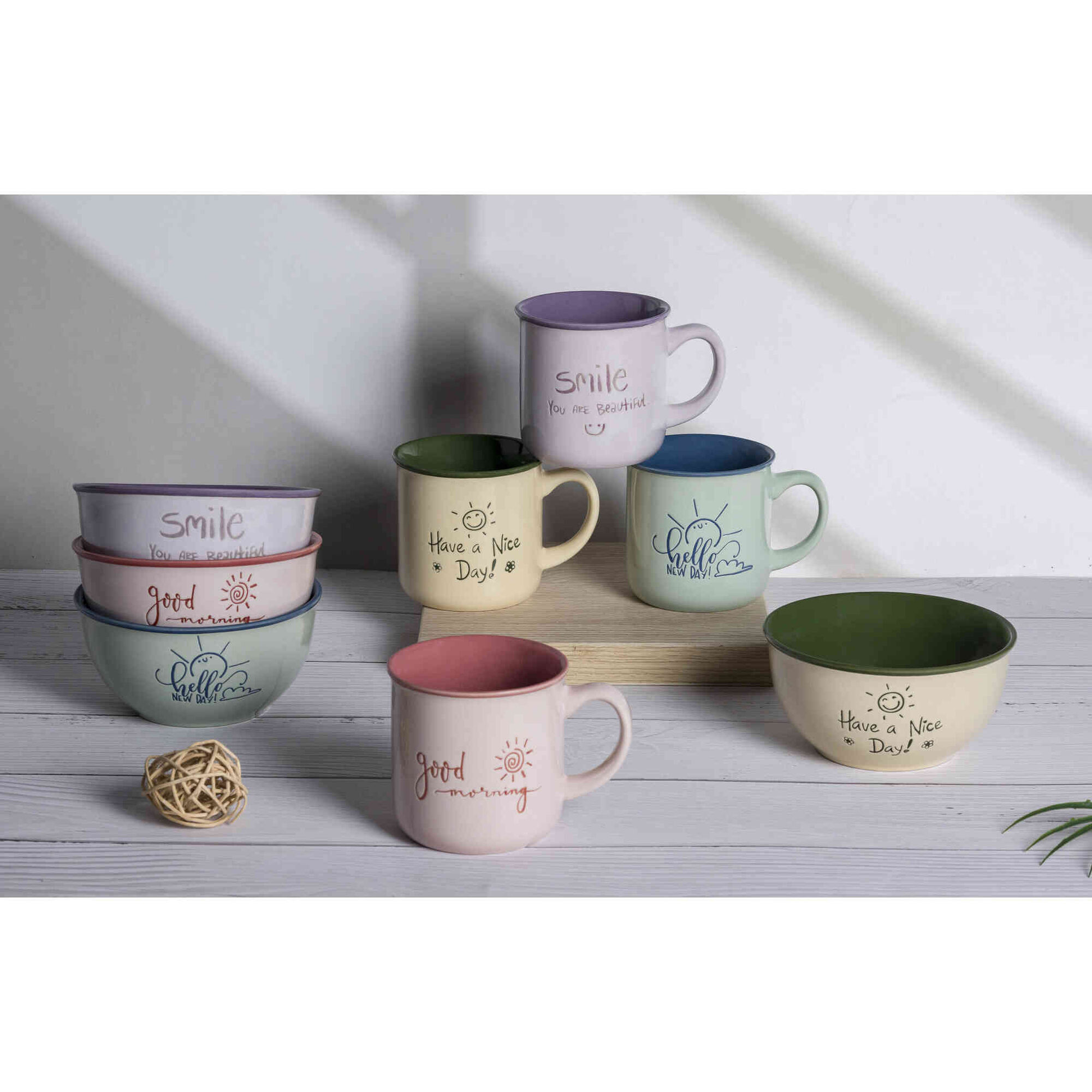 Caneca 330ml Lil&aacute;s Interior Colorido Kasa