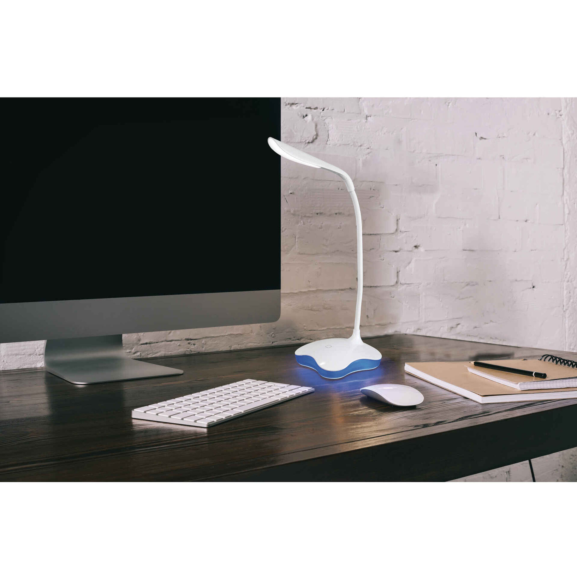 Candeeiro de Secret&aacute;ria Branco Sagan