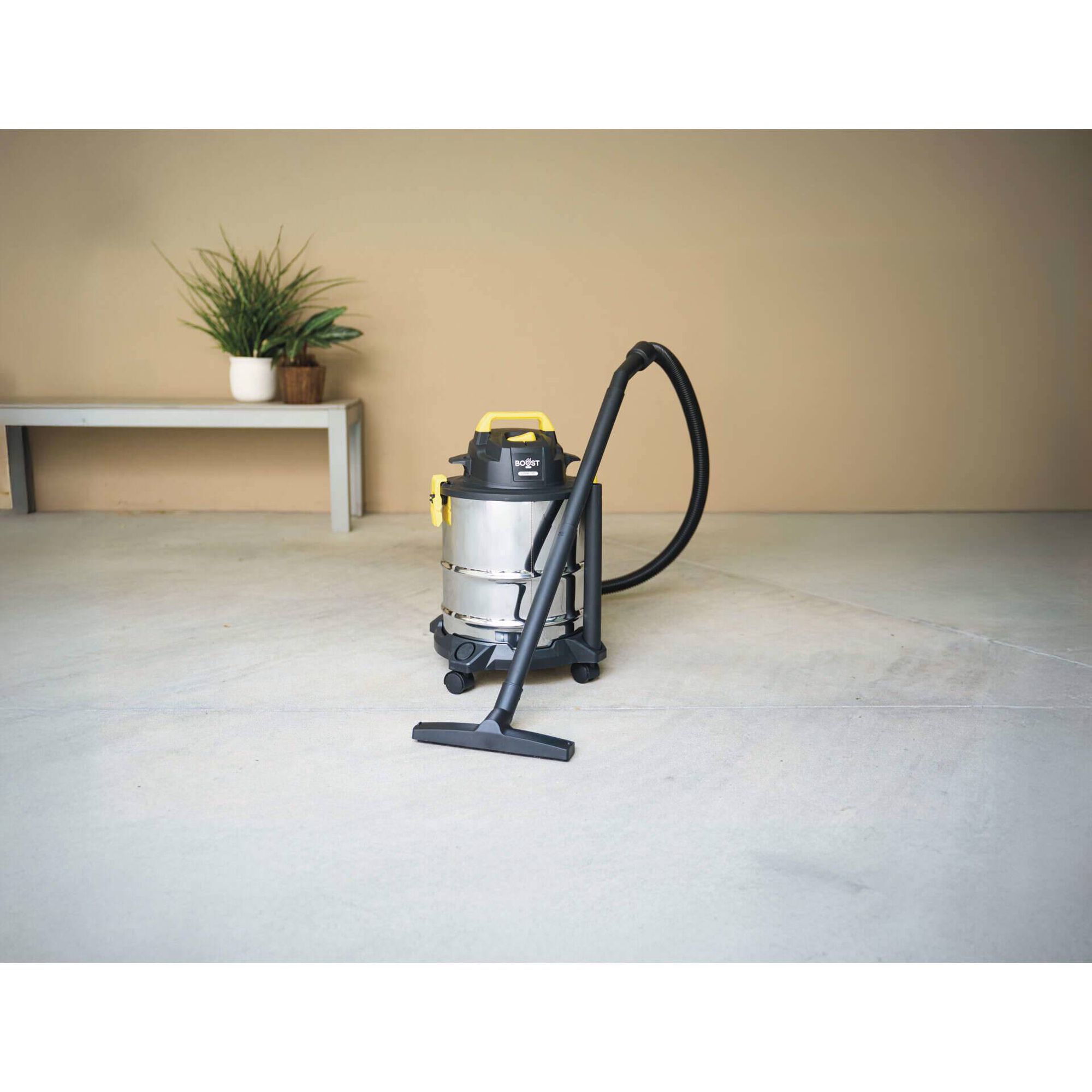 Aspirador S&oacute;lidos e L&iacute;quidos 20L Boost