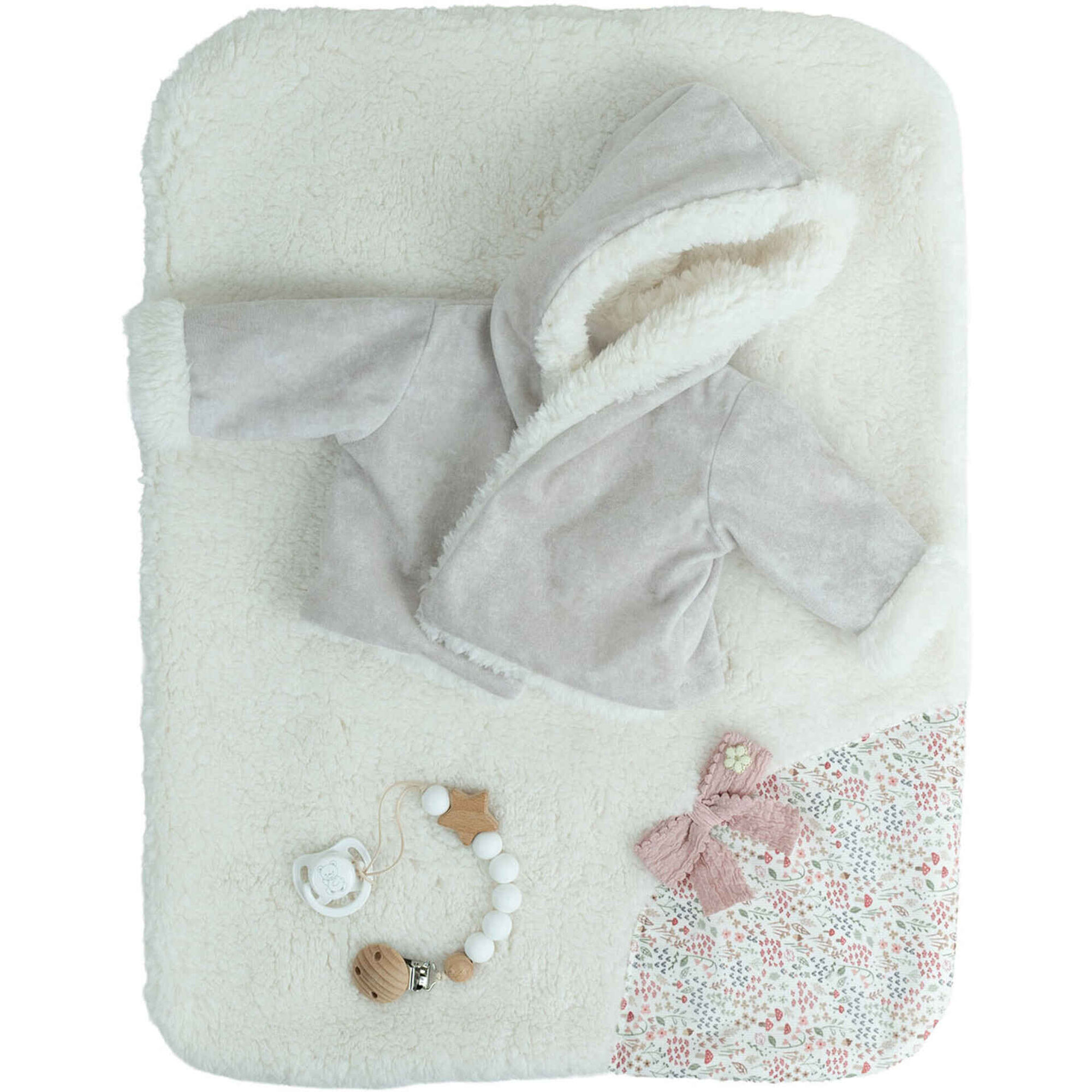 Reborn - Beb&eacute; Reborn Leia Rosa com Manta