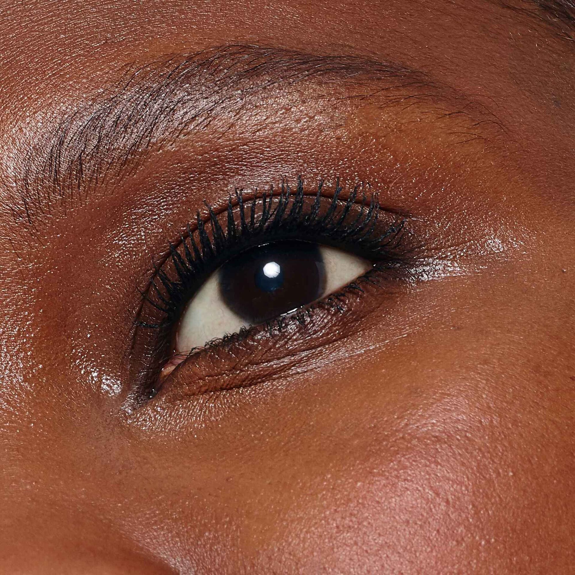 Máscara de Pestanas Air Mega Volume 30h Máscara de Pestanas Air Mega Volume 30h