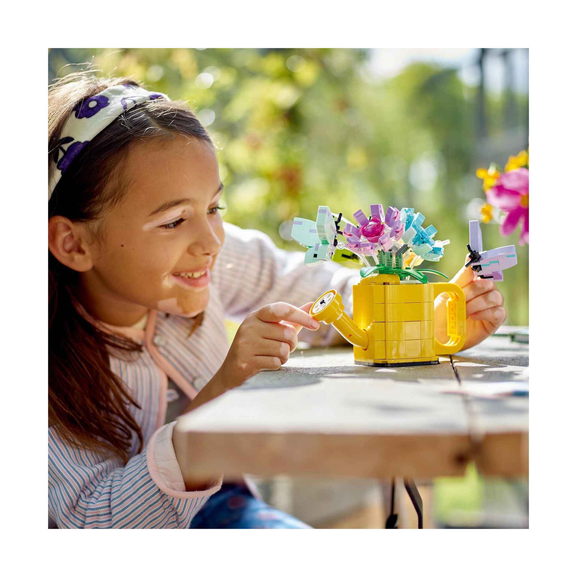 Flores num Regador - 31149